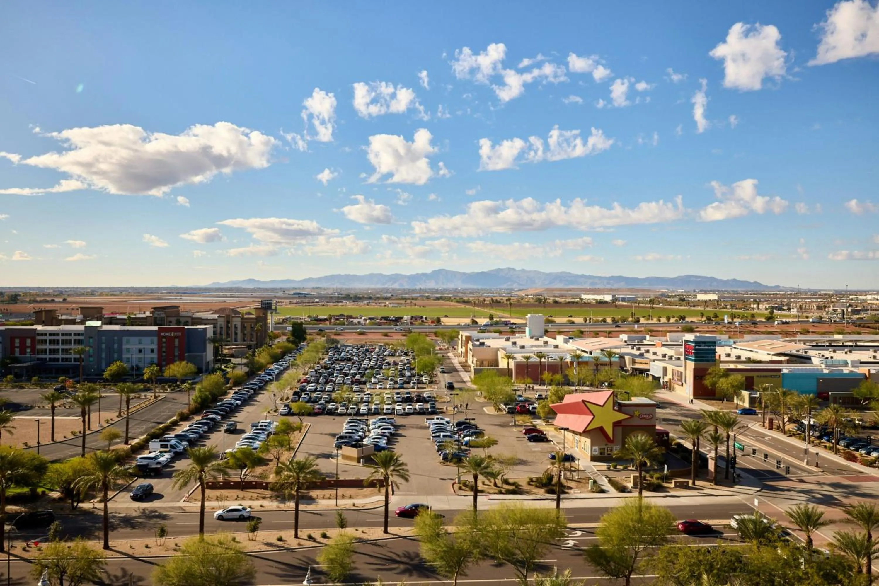Photo of the whole room in Renaissance Phoenix Glendale Hotel & Conference Center
