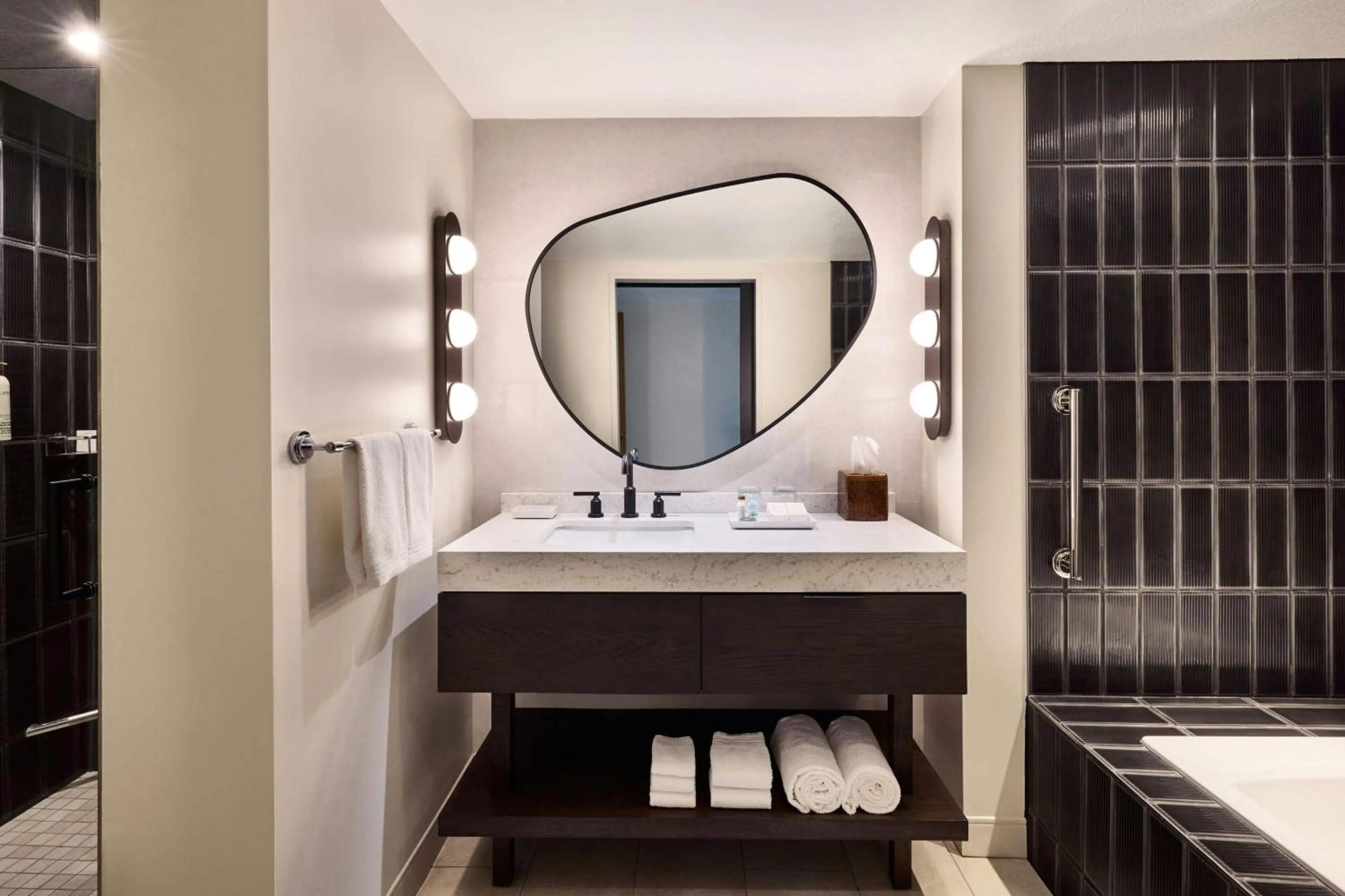 Bathroom in Renaissance Phoenix Glendale Hotel & Conference Center