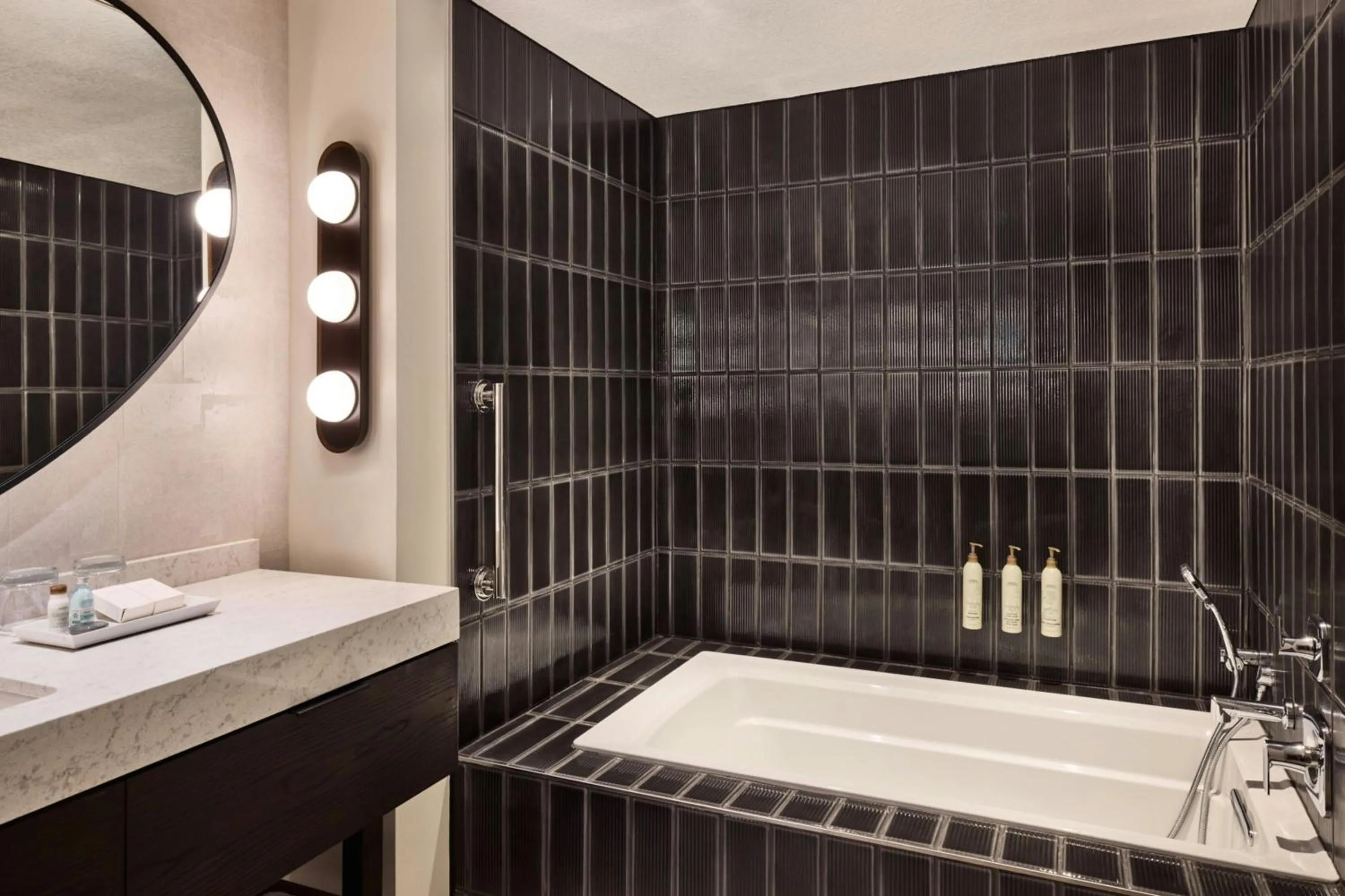 Bathroom in Renaissance Phoenix Glendale Hotel & Conference Center