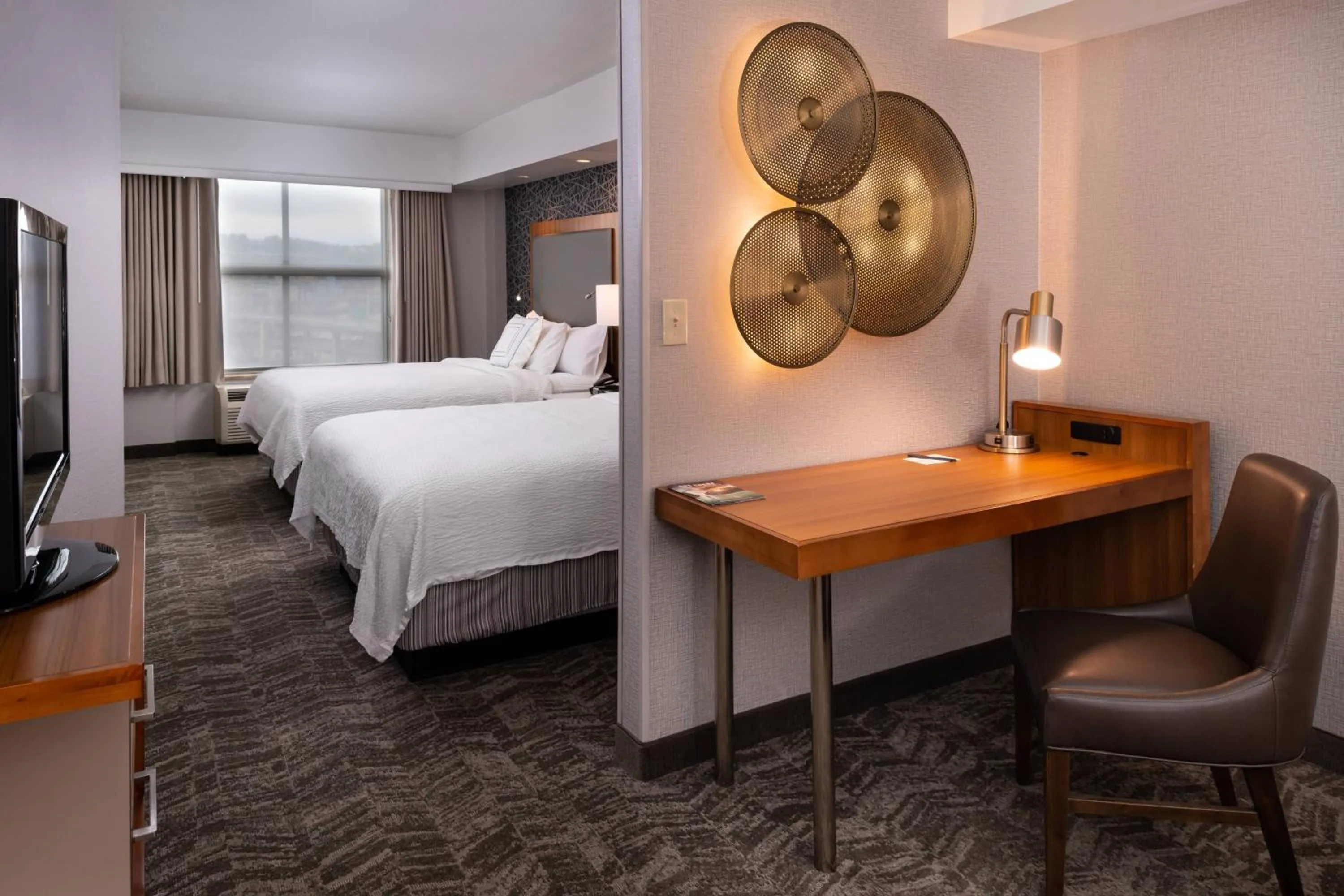 Bedroom, Bed in SpringHill Suites by Marriott Pittsburgh North Shore
