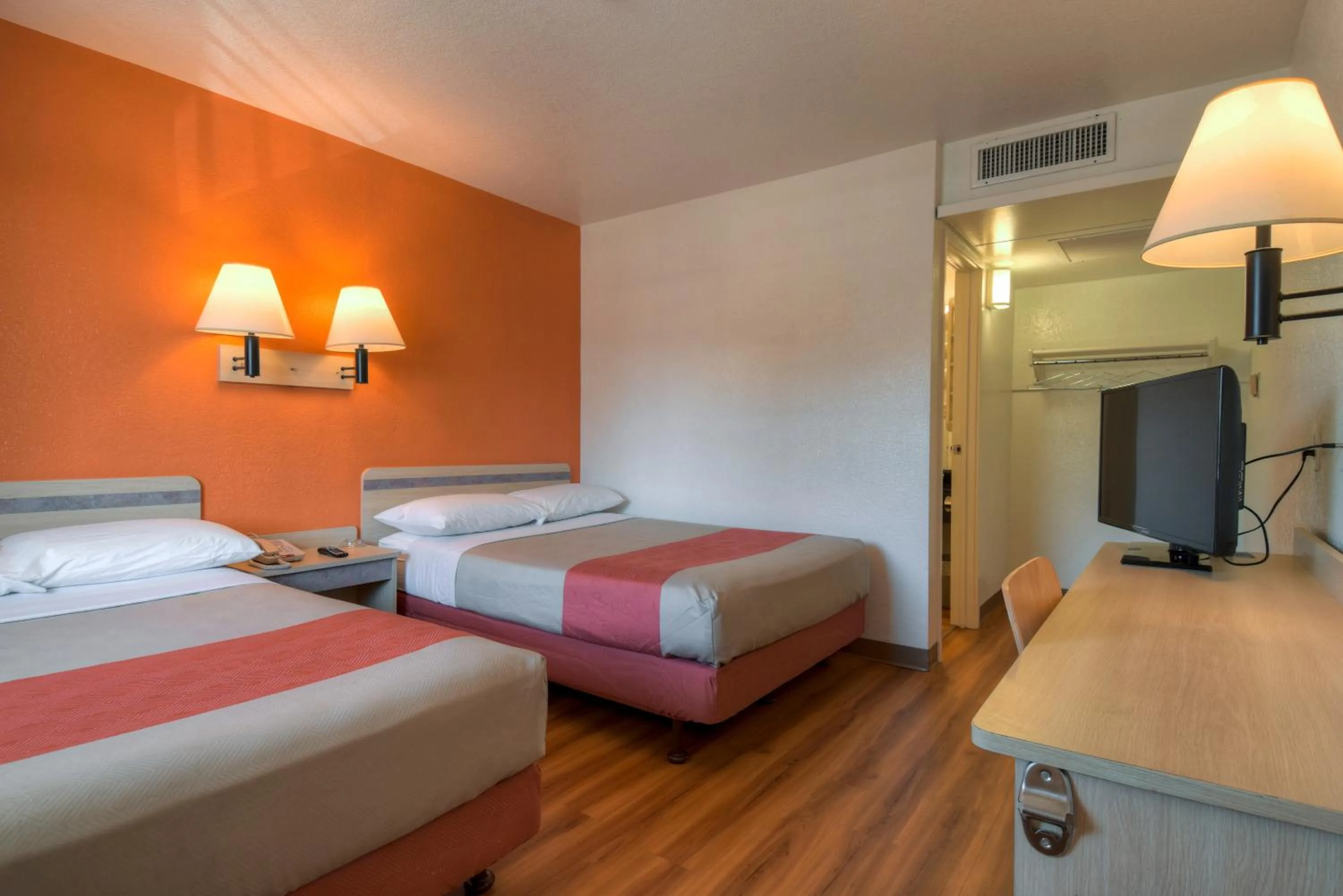 Bed in Motel 6-Jurupa Valley, CA - Riverside West