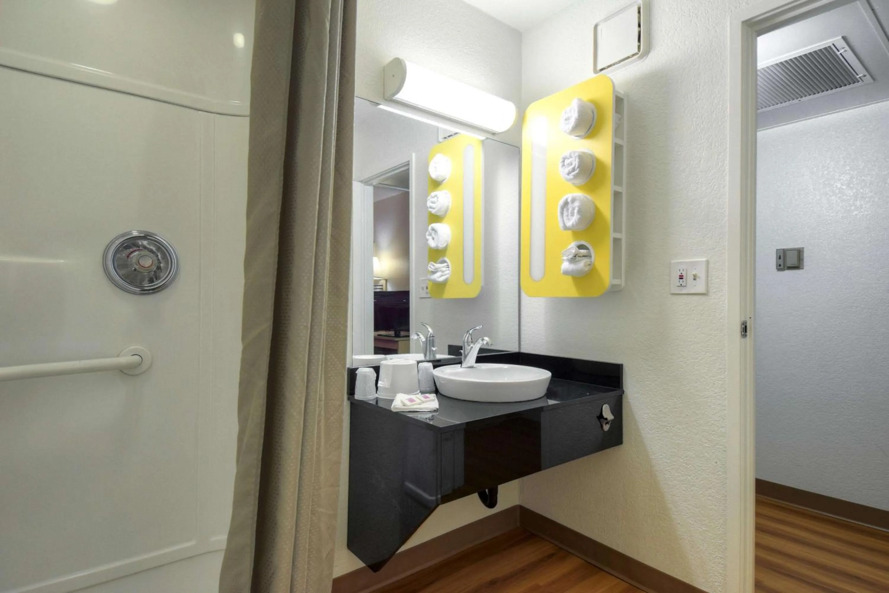 Bathroom in Motel 6-Jurupa Valley, CA - Riverside West