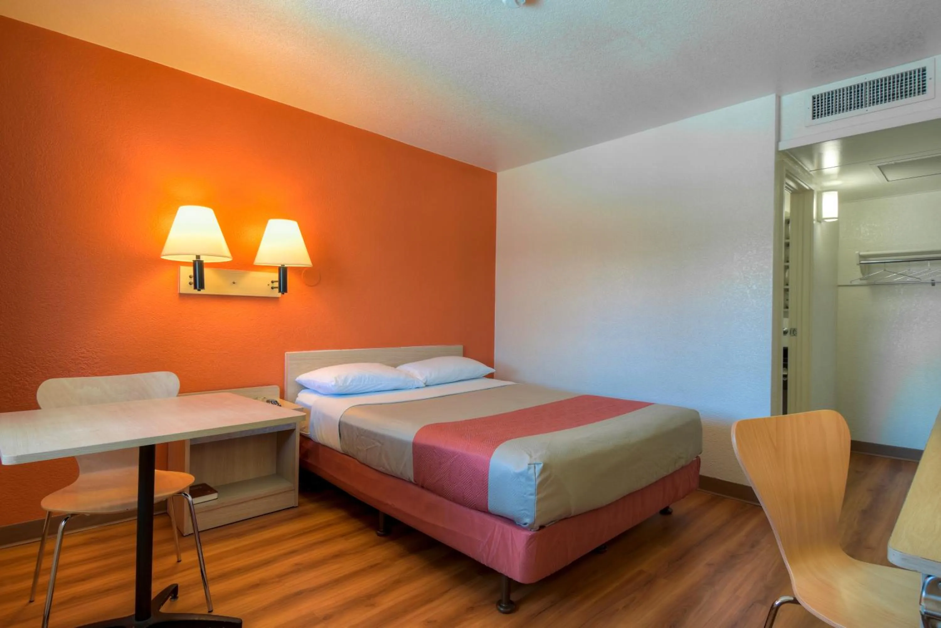Bed in Motel 6-Jurupa Valley, CA - Riverside West