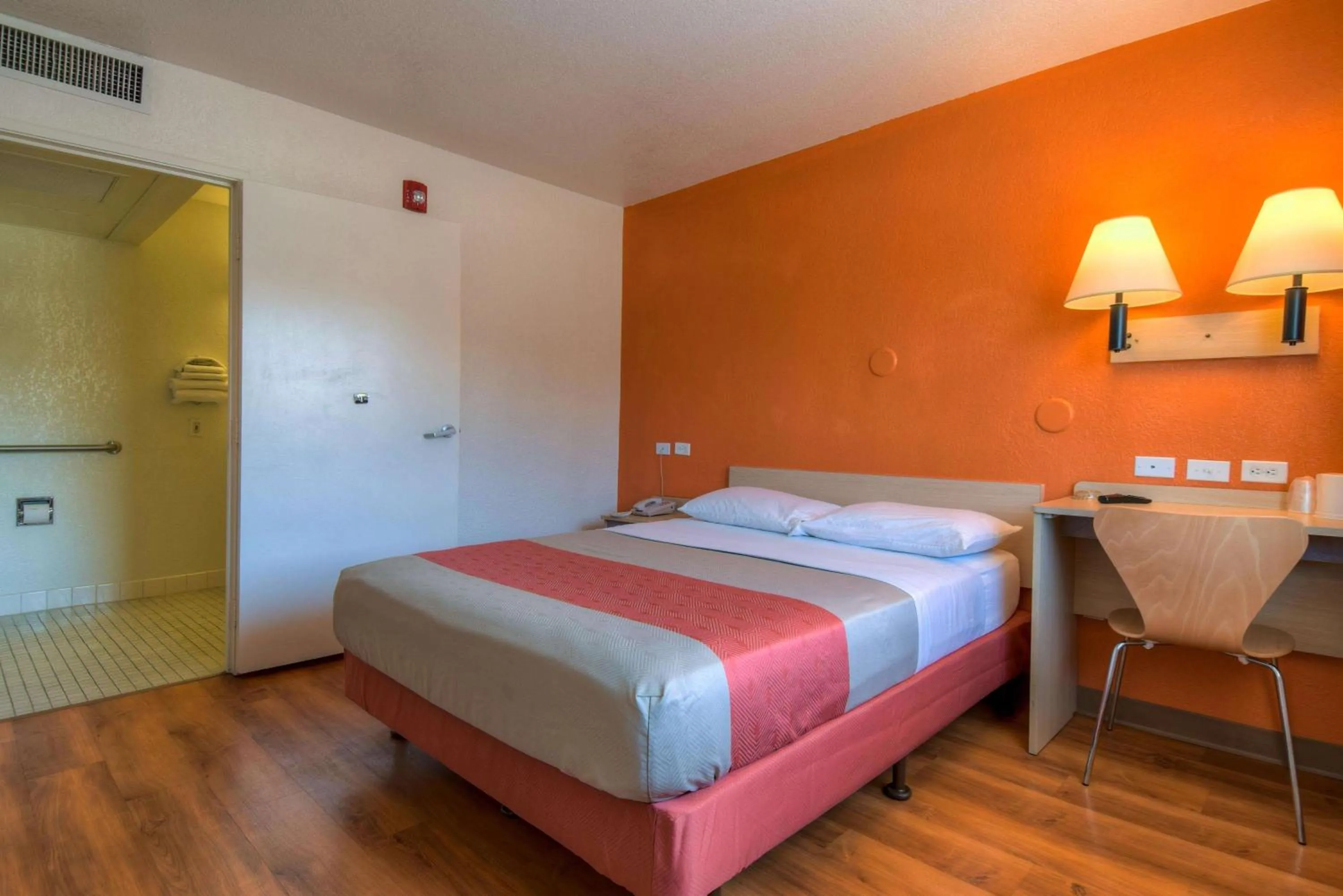 Bedroom, Bed in Motel 6-Jurupa Valley, CA - Riverside West