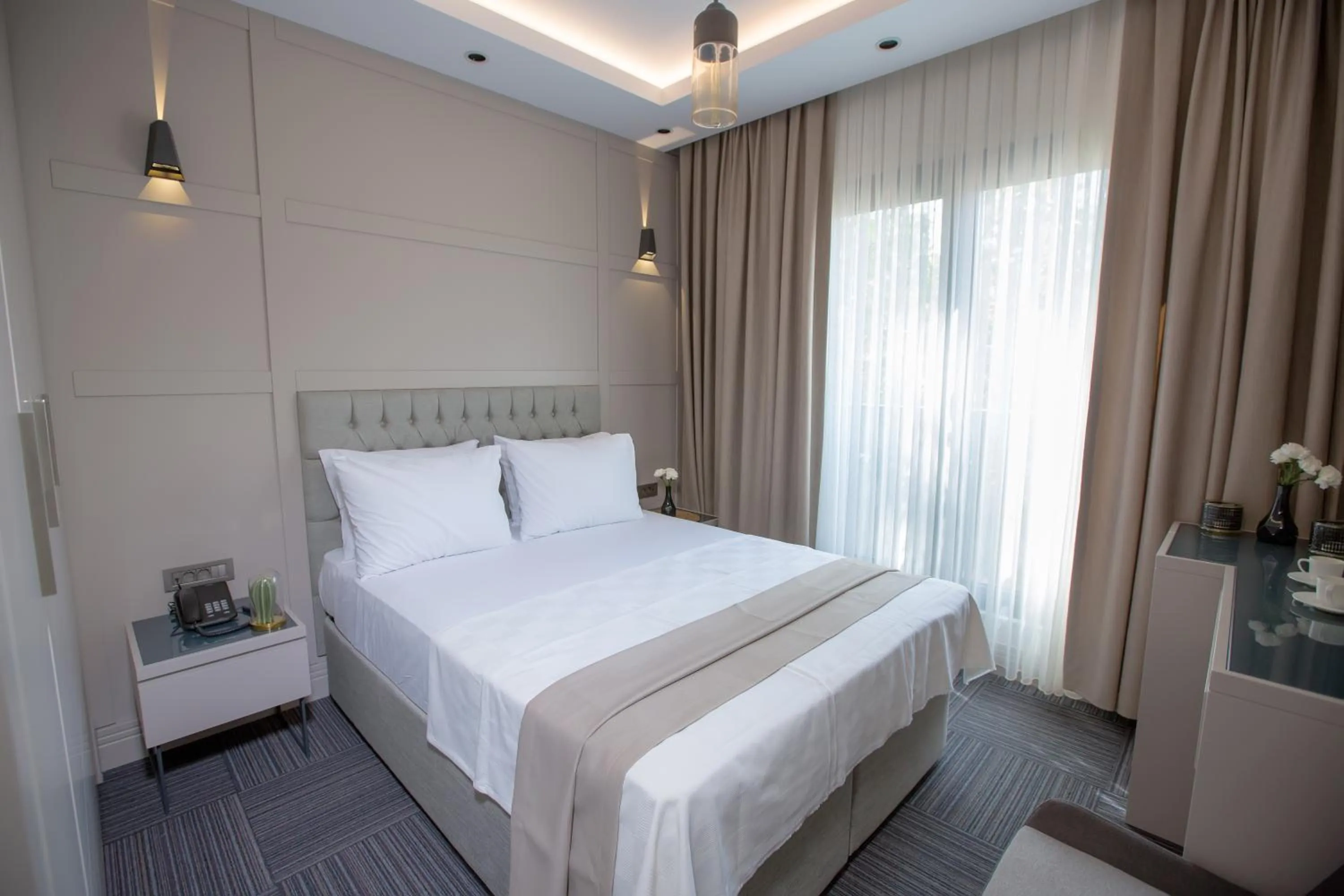 Patio, Bed in Anatolia Inn