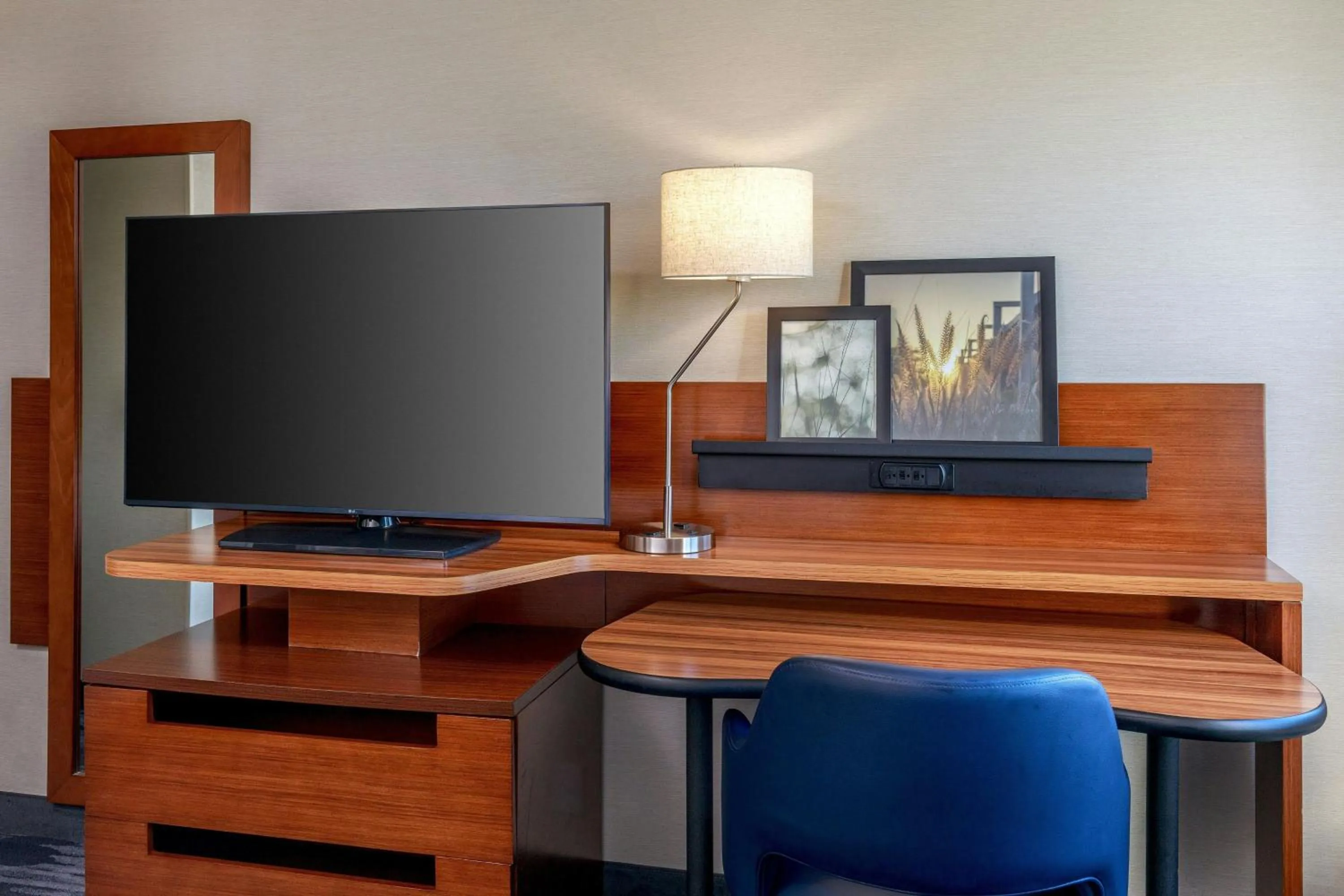 Photo of the whole room in Fairfield Inn Portsmouth Seacoast