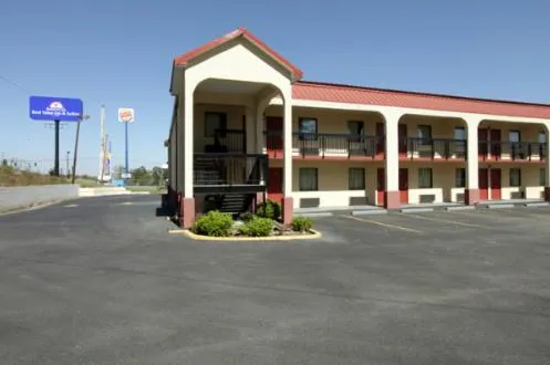 Property building in Americas Best Value Inn & Suites Macon