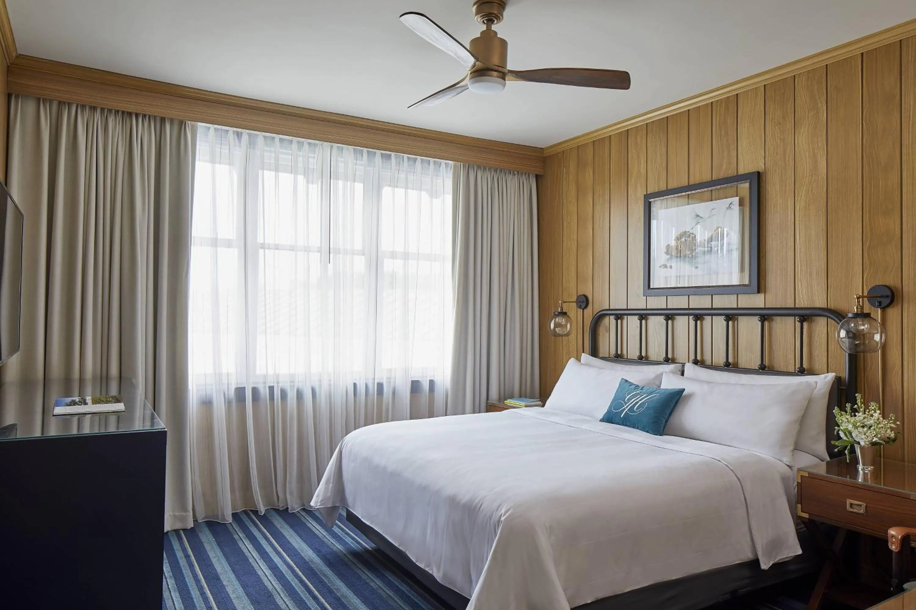 Photo of the whole room, Bed in Grand Hotel Golf Resort & Spa, Autograph Collection