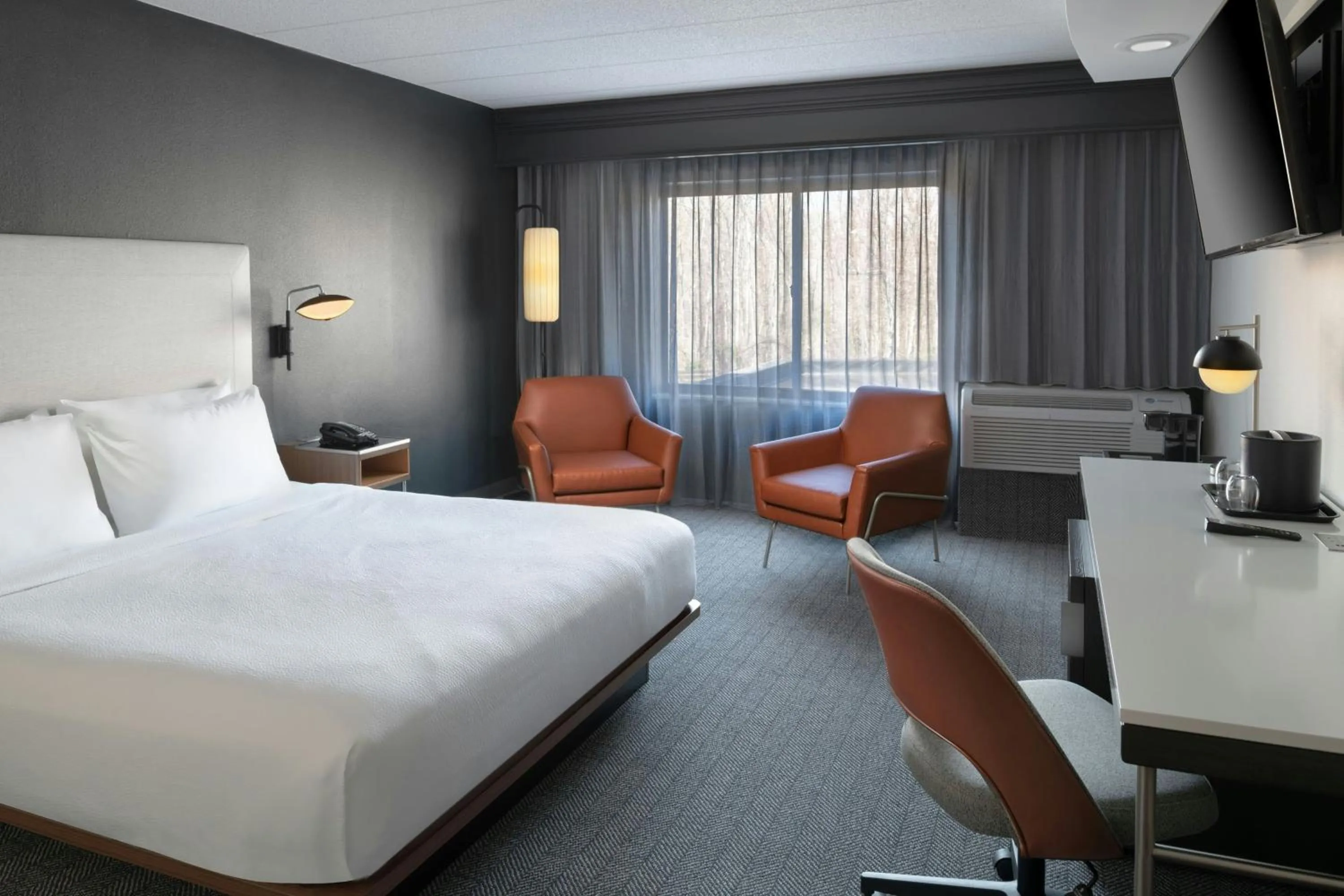 Photo of the whole room, Bed in Courtyard by Marriott Providence Lincoln