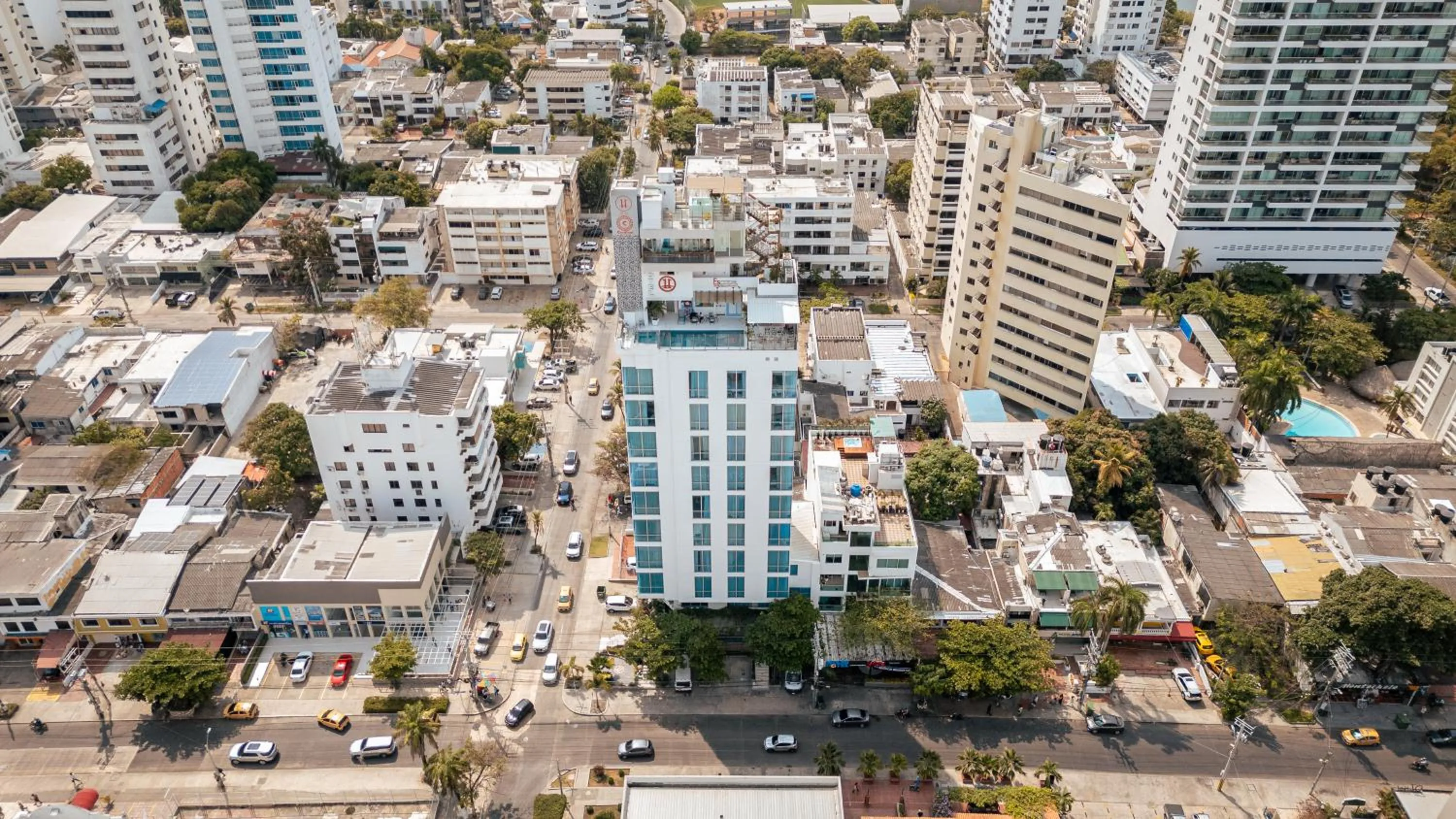 Property building in Hotel Zi One Luxury