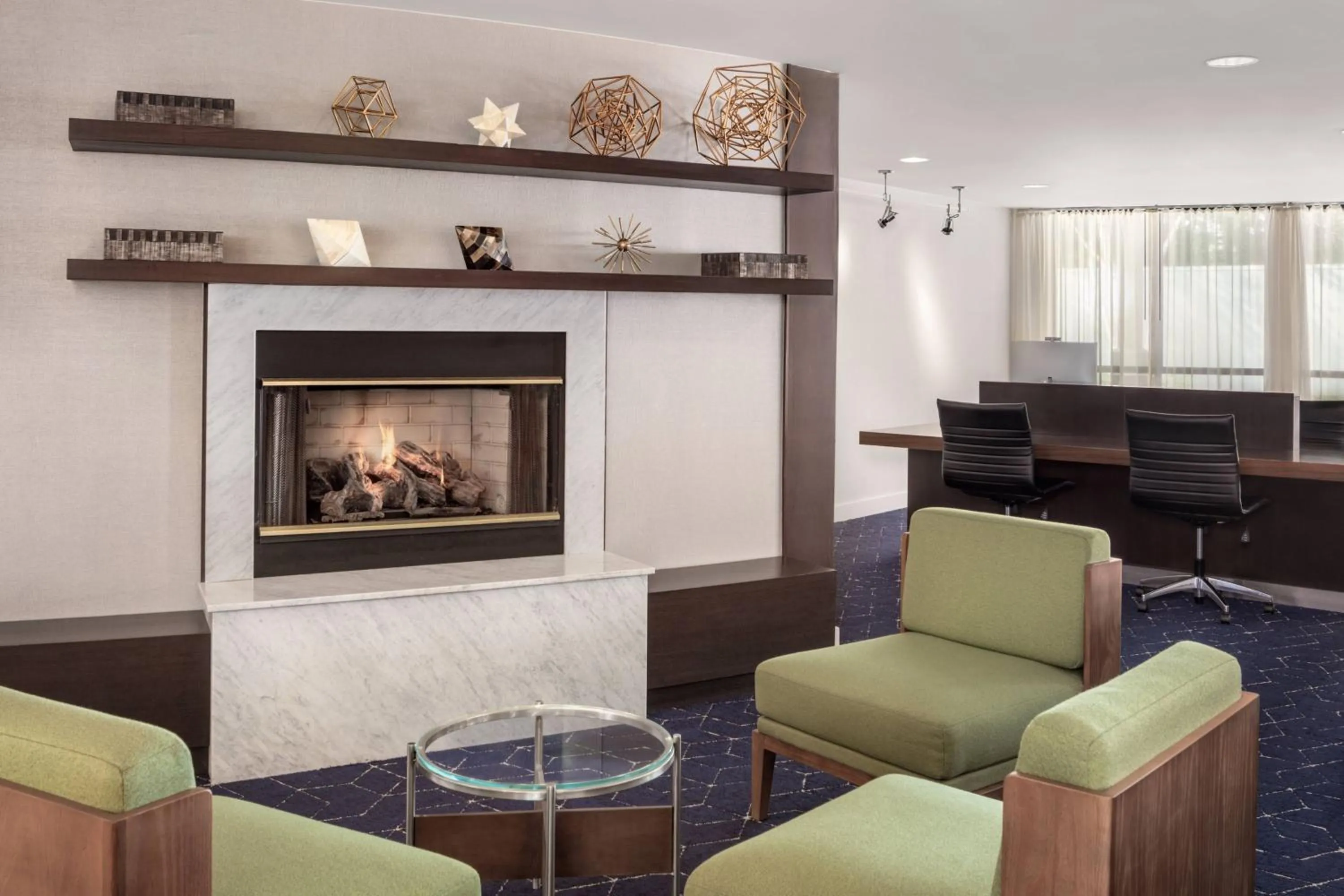 Lobby or reception in Courtyard Portland Airport