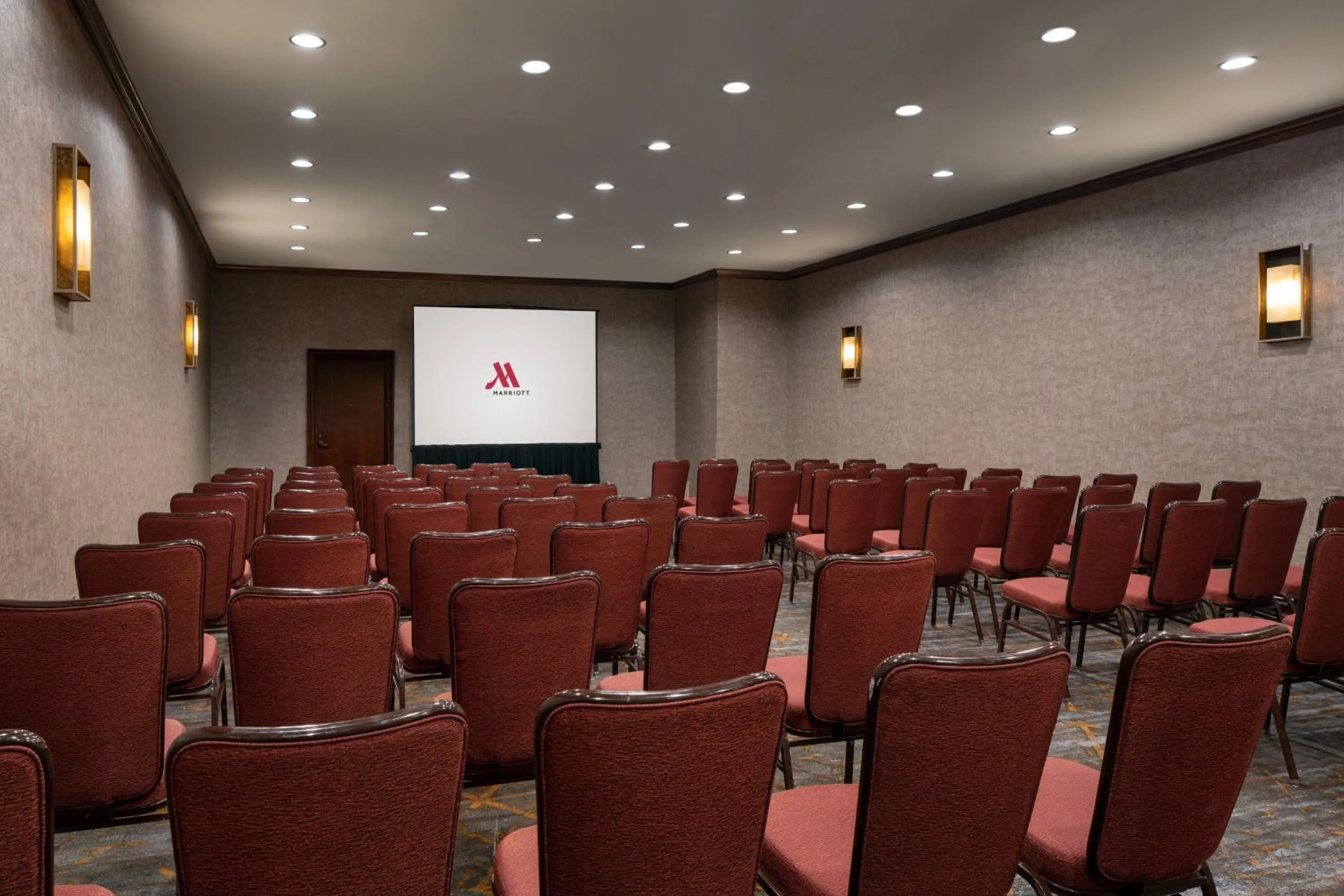Entertainment in Marriott Riverside at the Convention Center