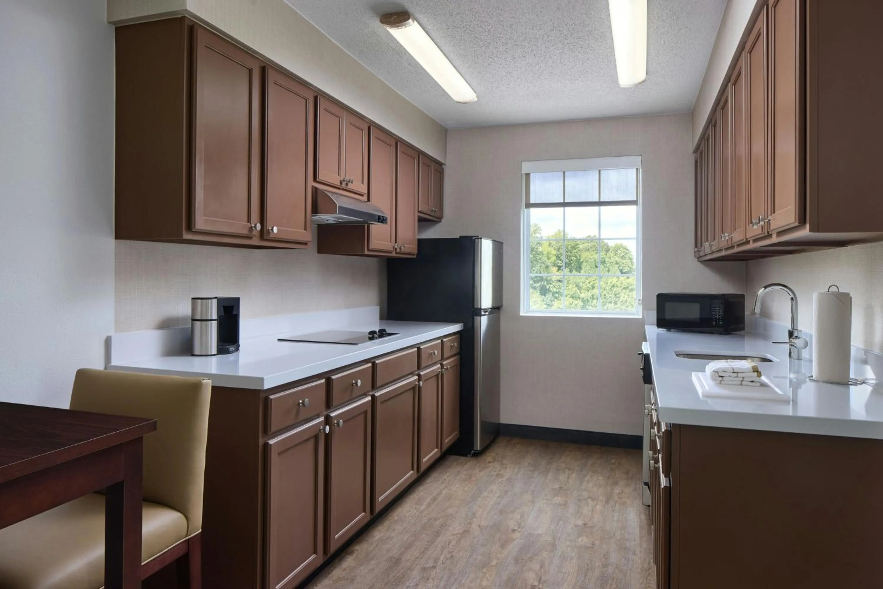 Kitchen or kitchenette in Residence Inn by Marriott Raleigh Crabtree Valley