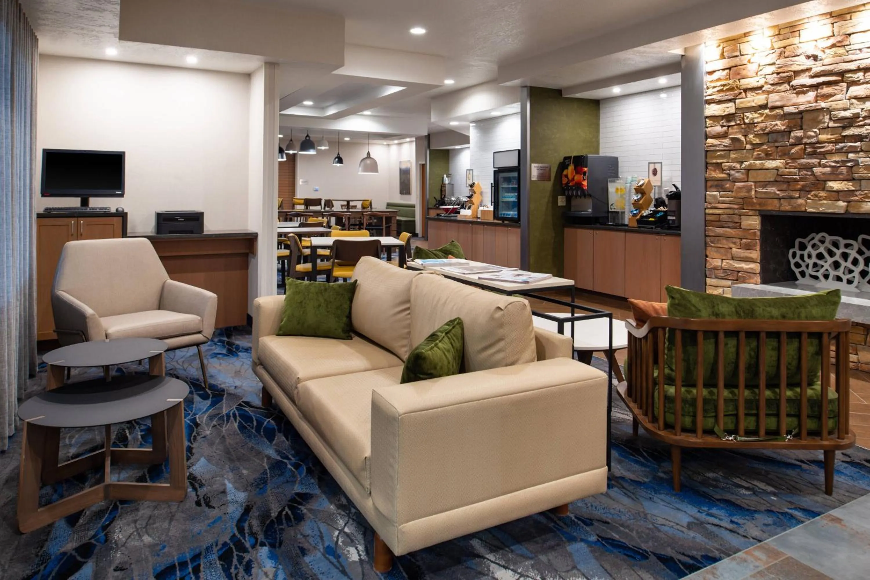 Lobby or reception in Fairfield Inn and Suites Beloit