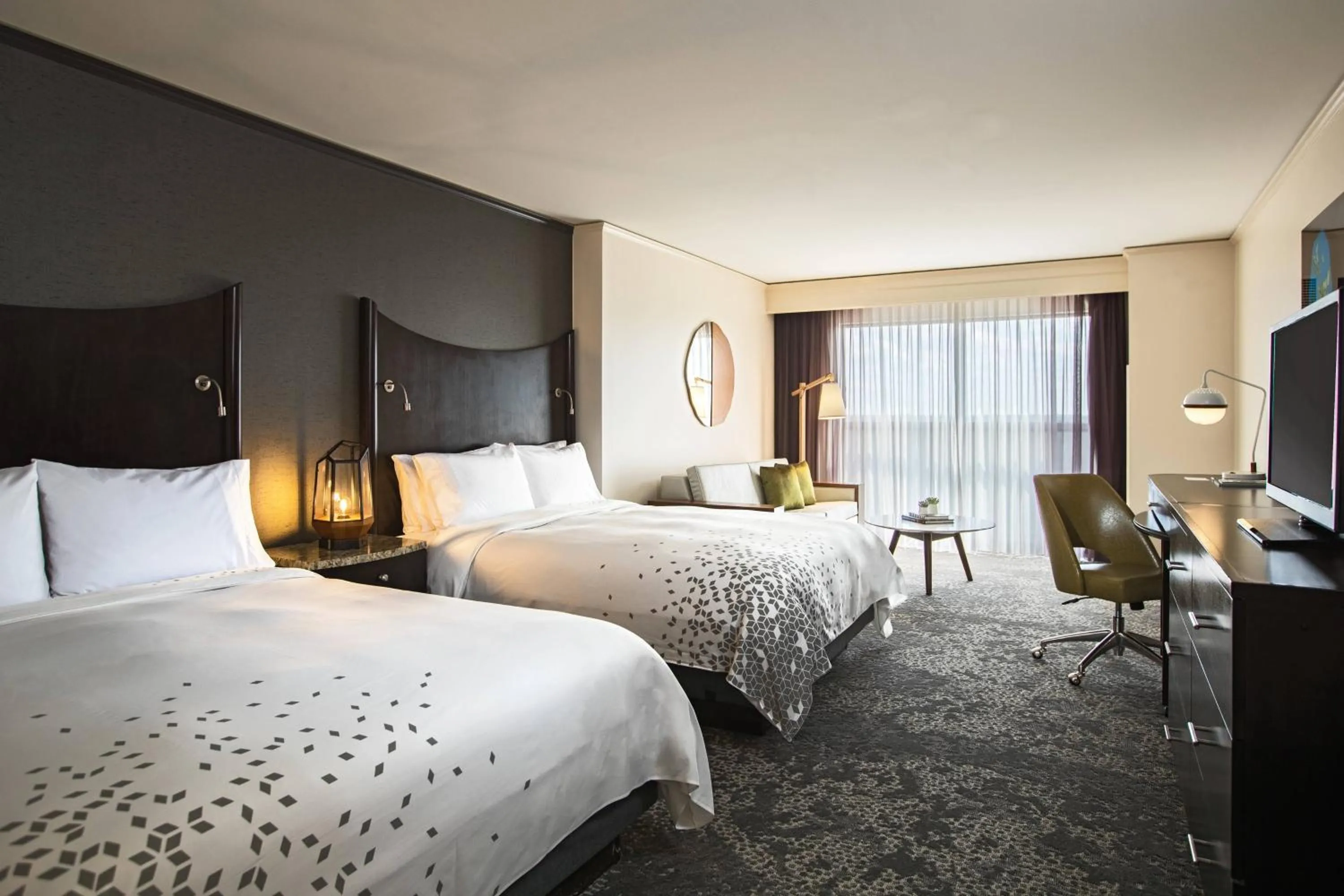 Photo of the whole room, Bed in Renaissance Raleigh North Hills Hotel