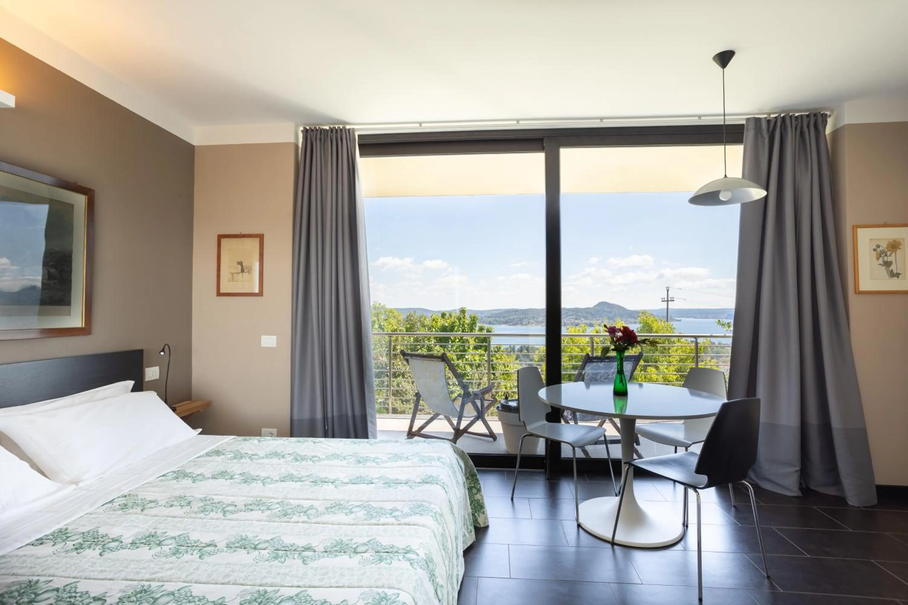 Bed in La TORRETTA Studios & Suite