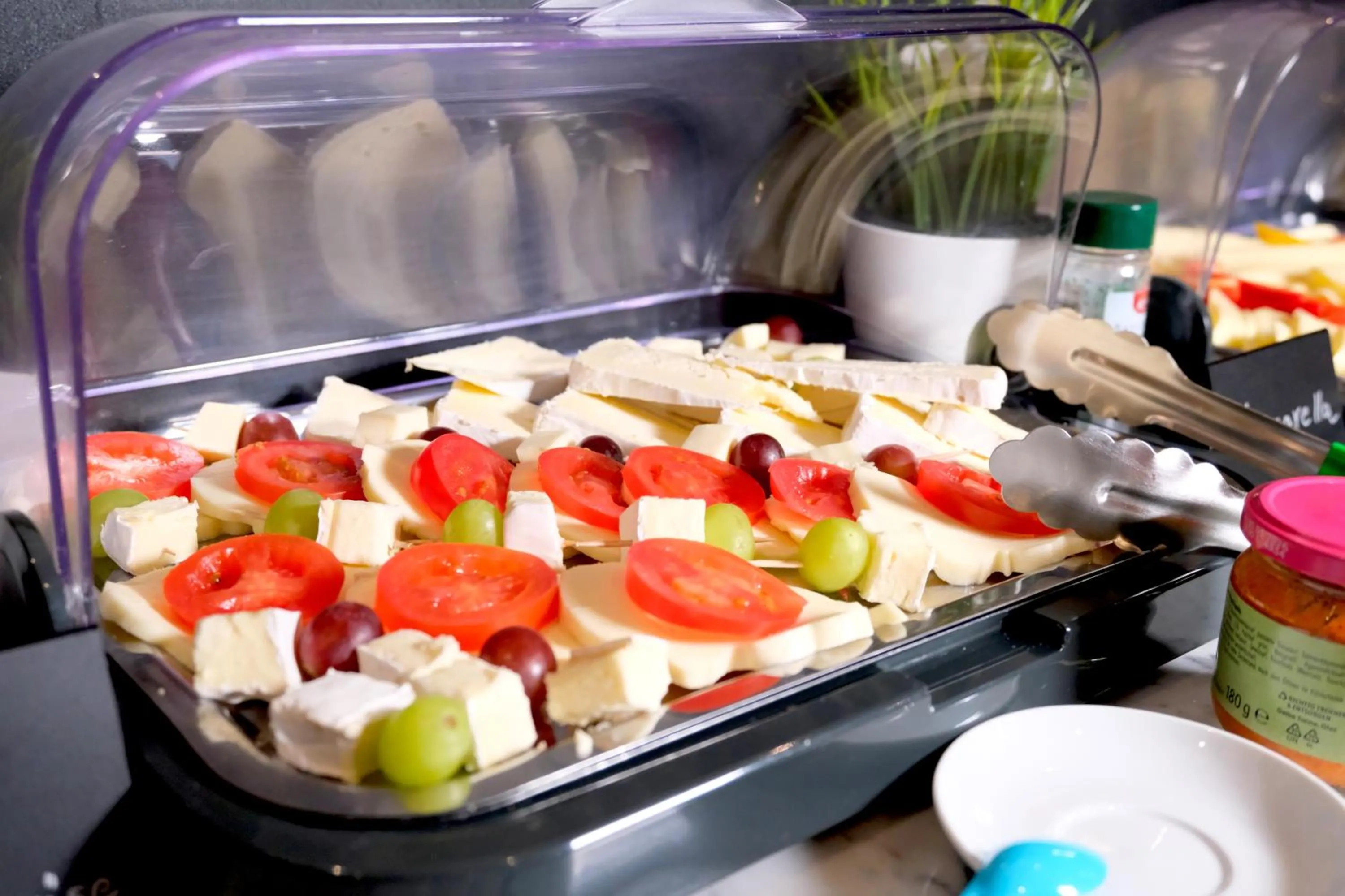 Food and drinks in Stargaze Forum Hotel Düsseldorf-Hilden