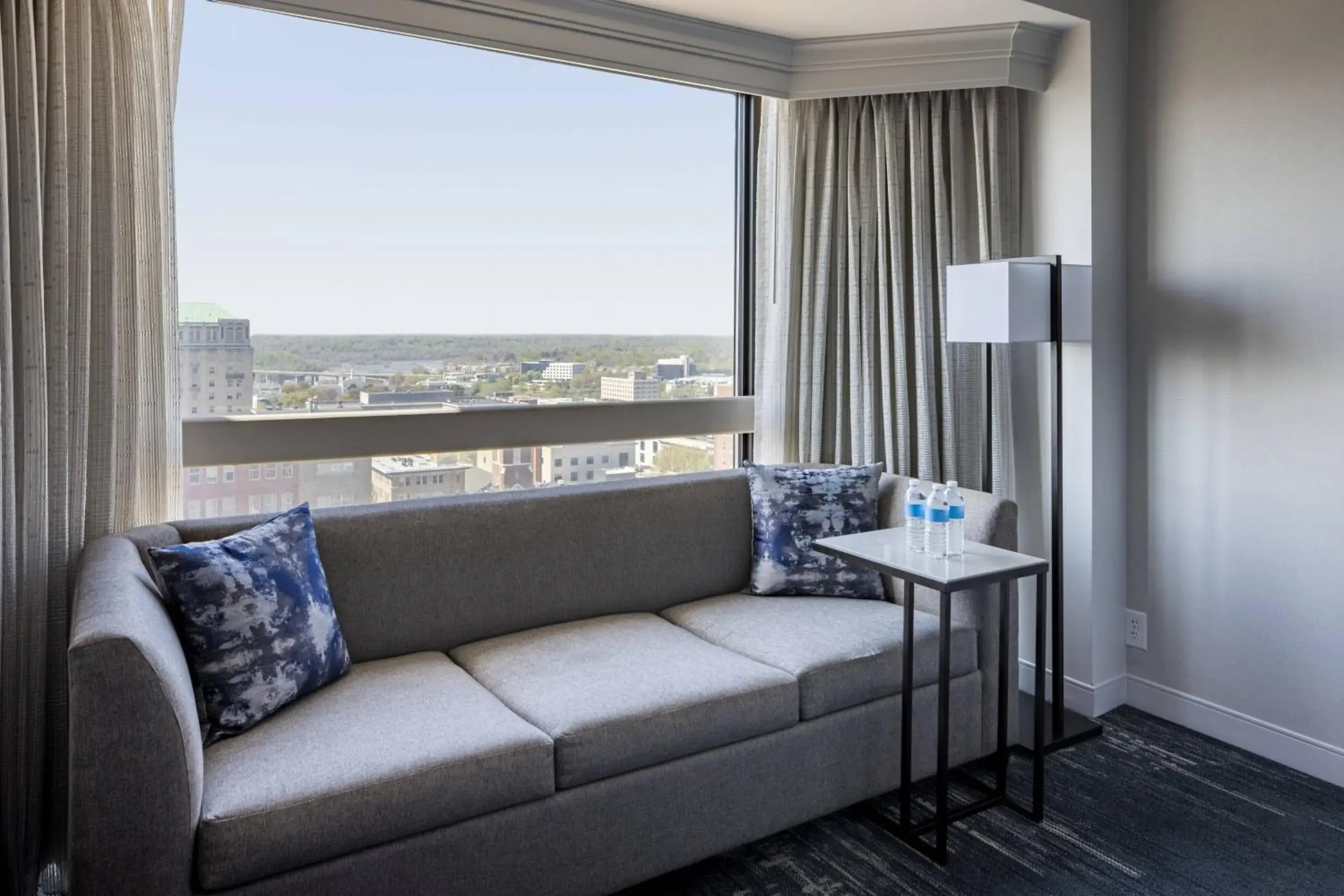 Premium Room with King or Two Single Beds in Richmond Marriott Premium Room with King or Two Single Beds in Richmond Marriott