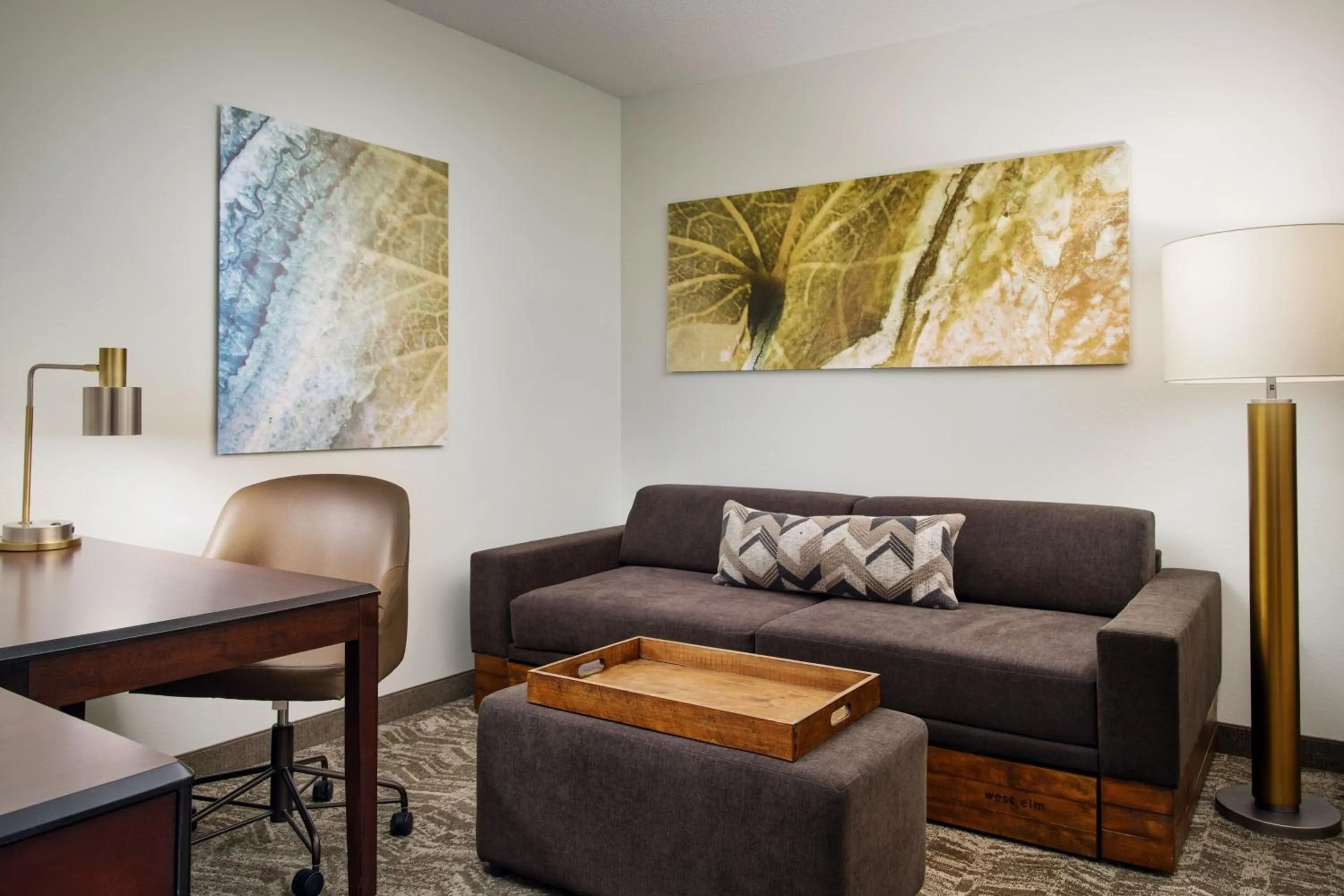 Photo of the whole room in SpringHill Suites Richmond Northwest