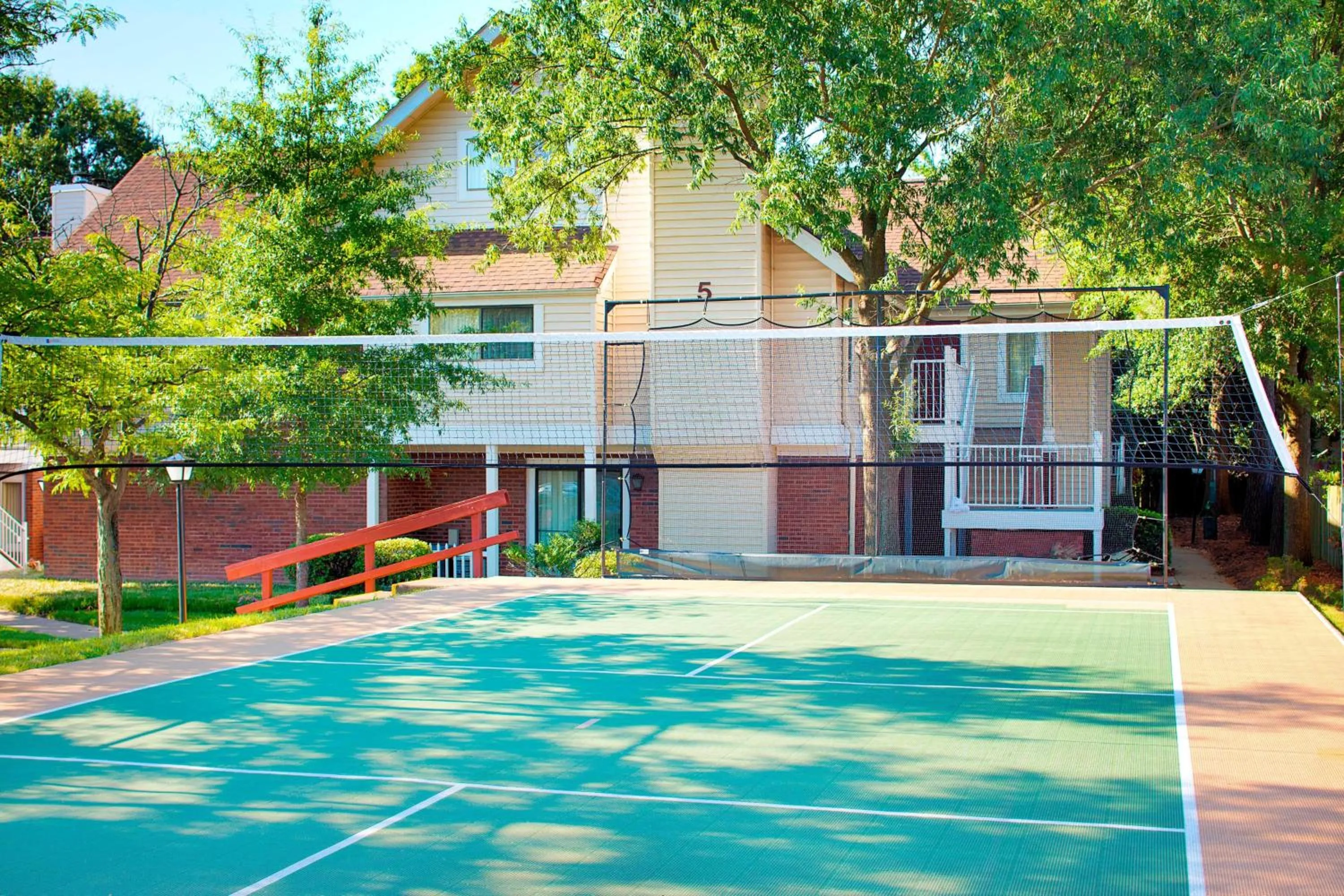 Fitness centre/facilities in Residence Inn Richmond West End
