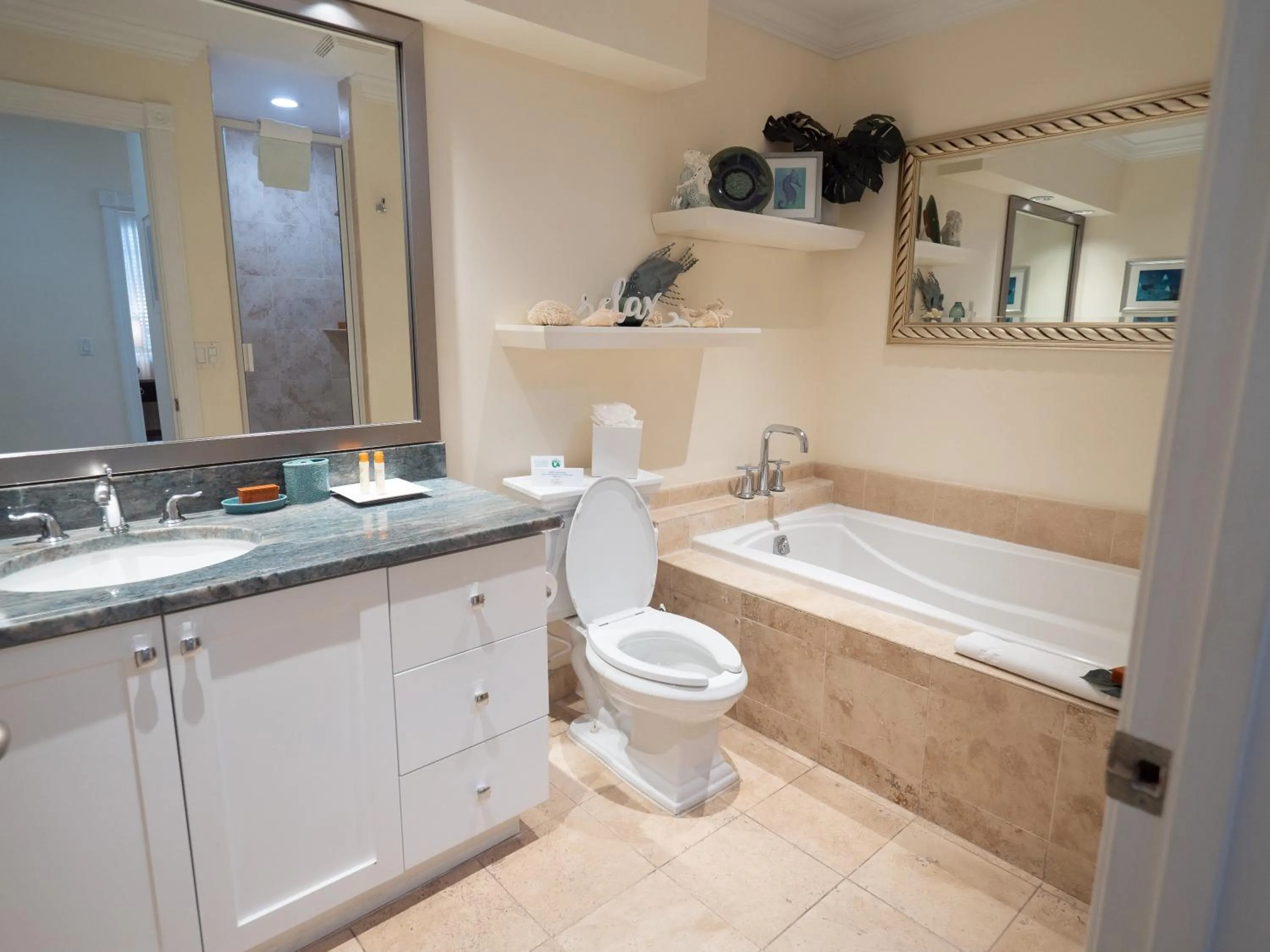 Toilet in Villa Renaissance