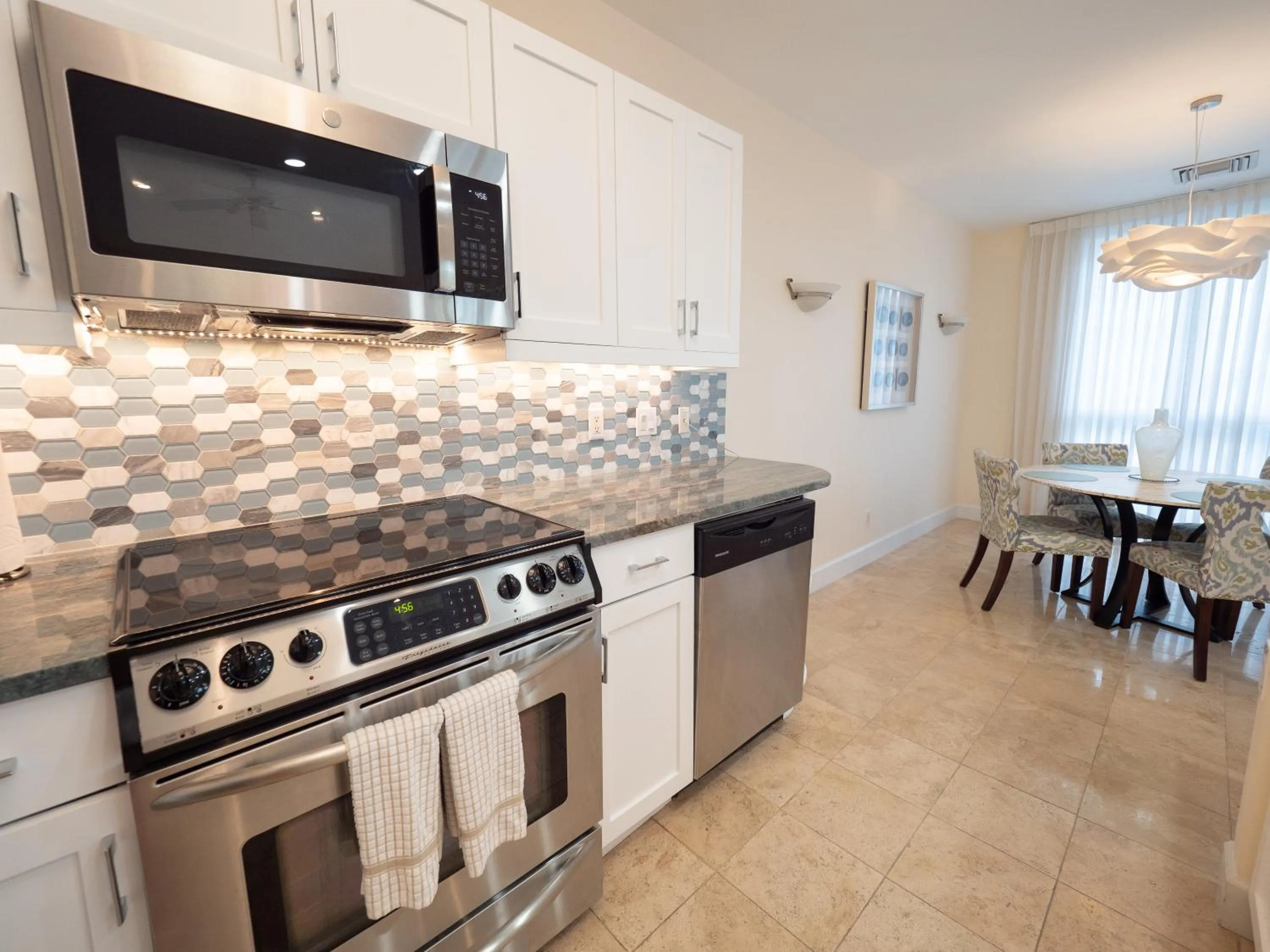 Kitchen or kitchenette in Villa Renaissance