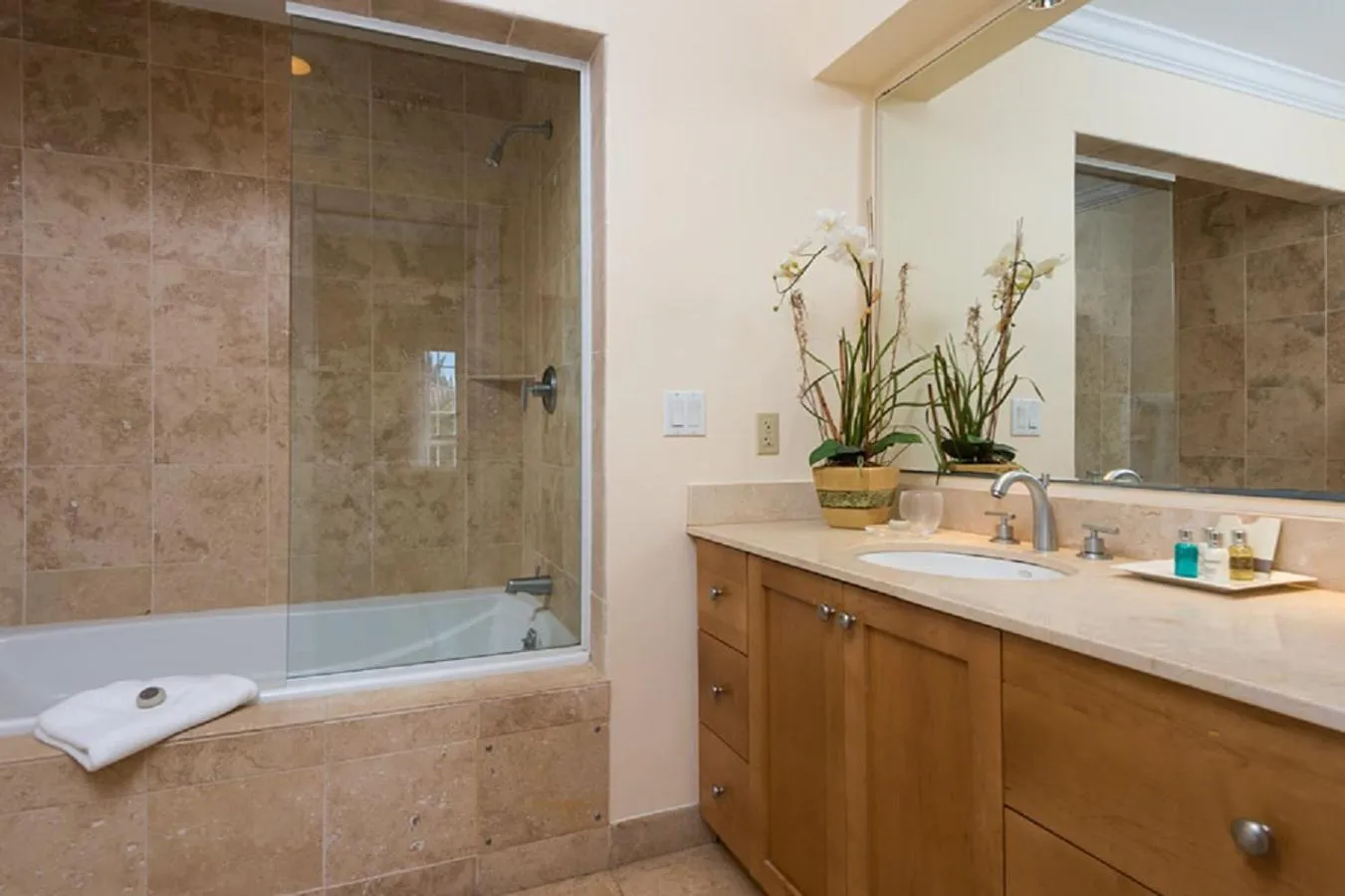 Shower in Villa Renaissance