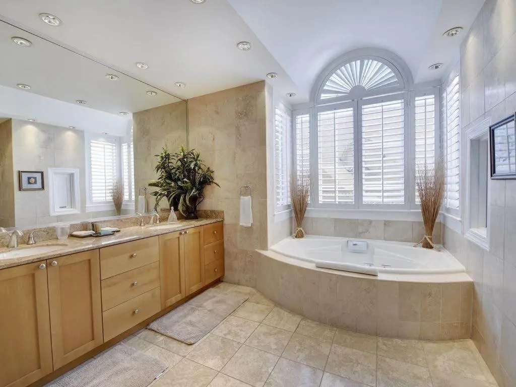 Hot Tub in Villa Renaissance