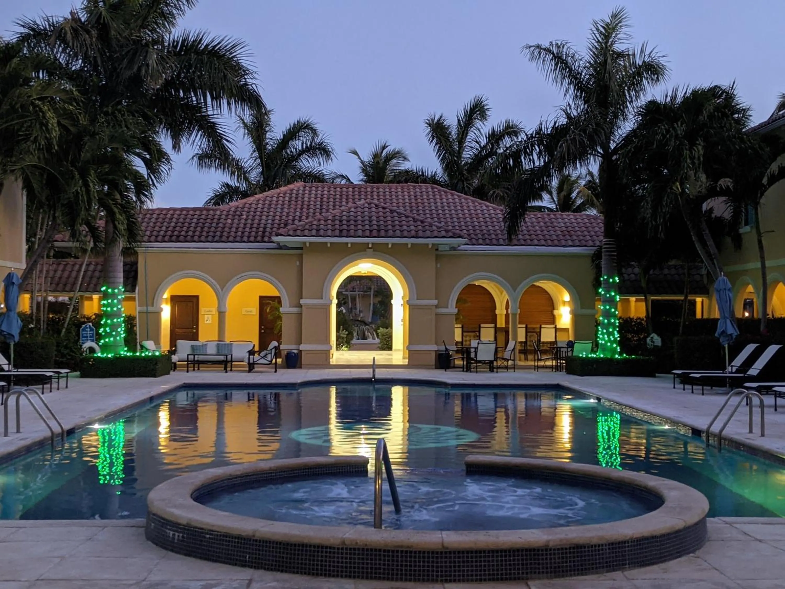 Property building in Villa Renaissance