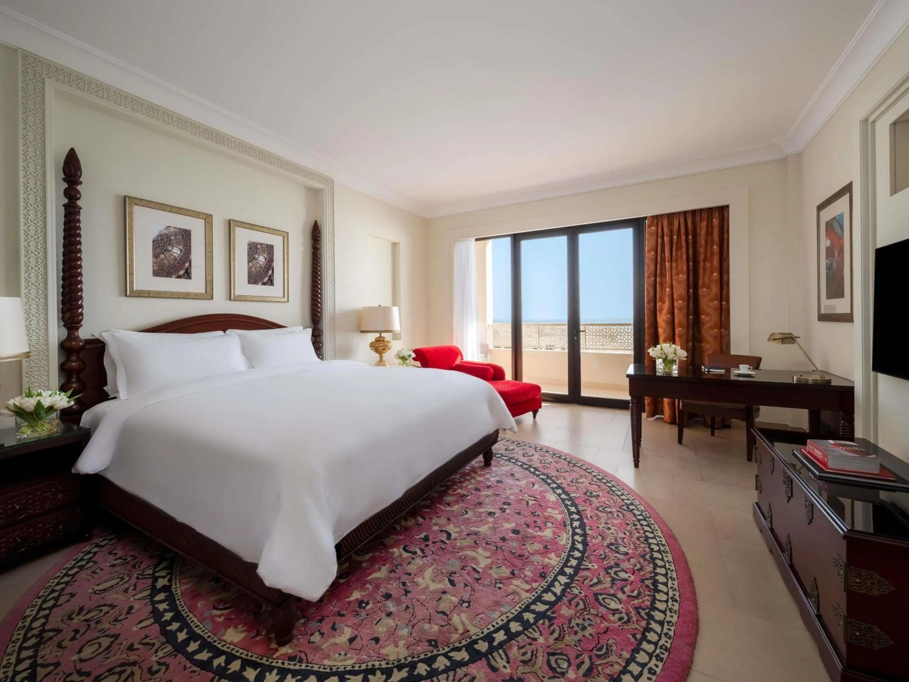 Bedroom, Bed in Sofitel Bahrain Zallaq Thalassa Sea & Spa