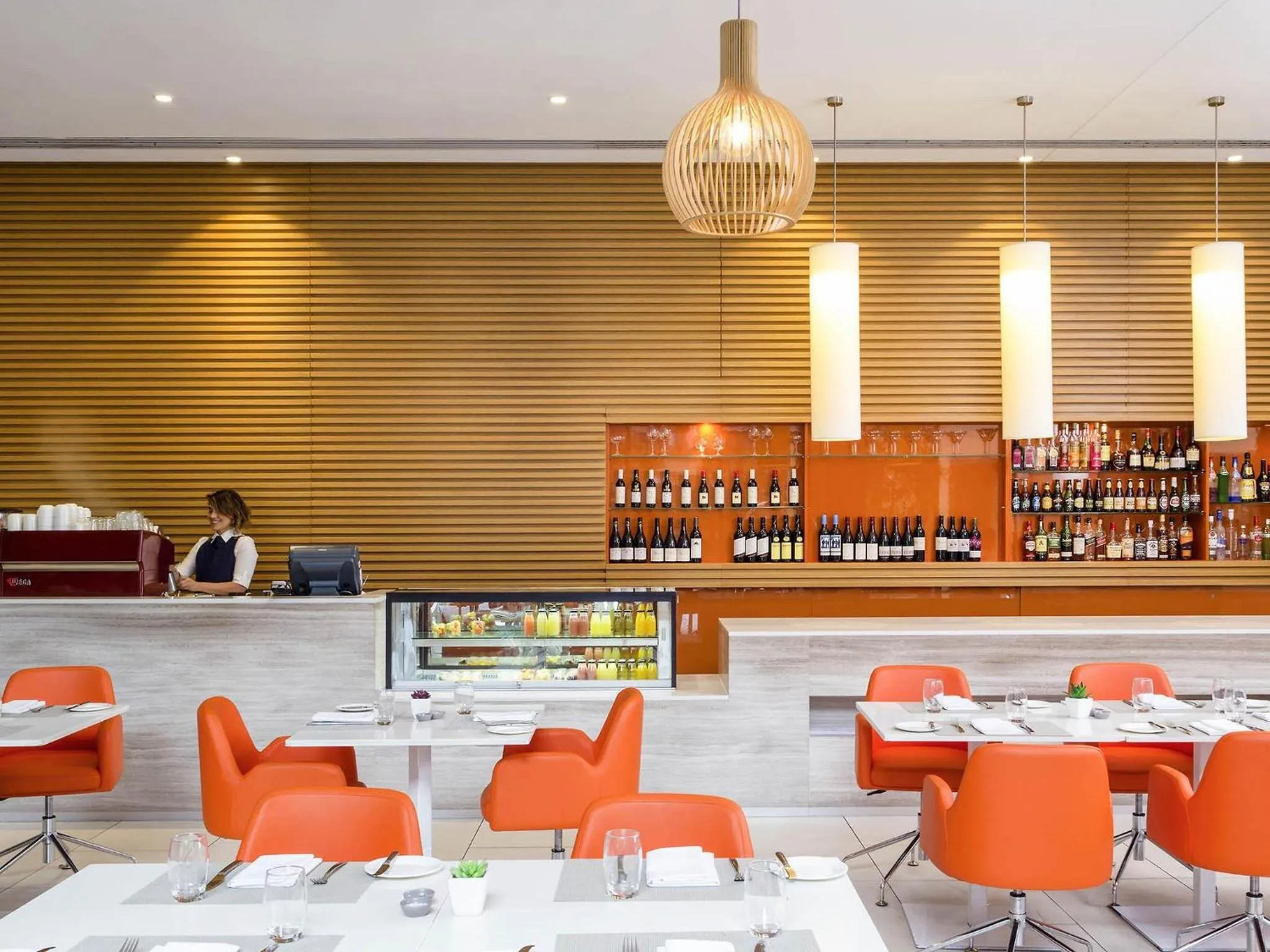 Restaurant/places to eat in Novotel Newcastle Beach