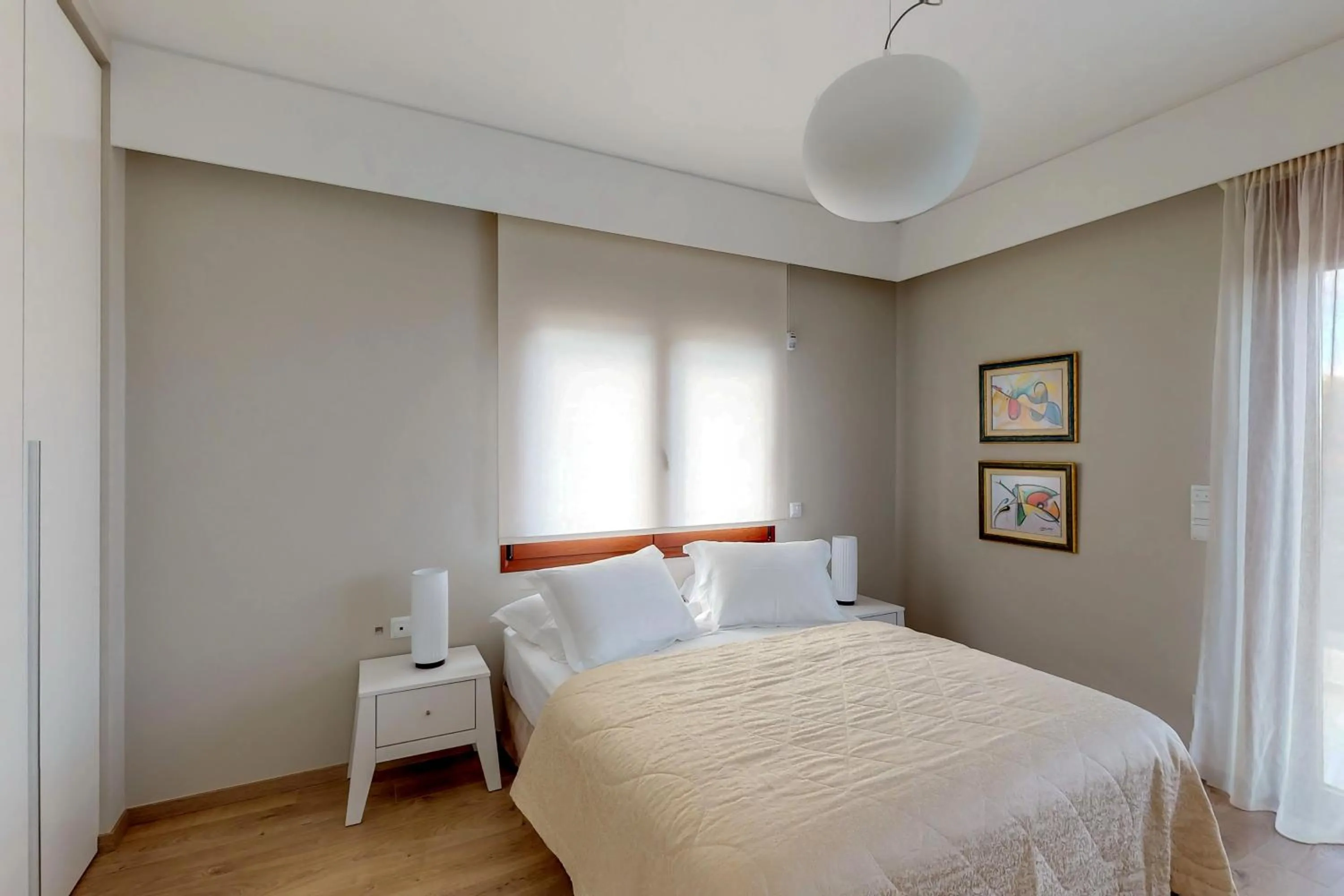 Bedroom, Bed in Ocean Villas Complex