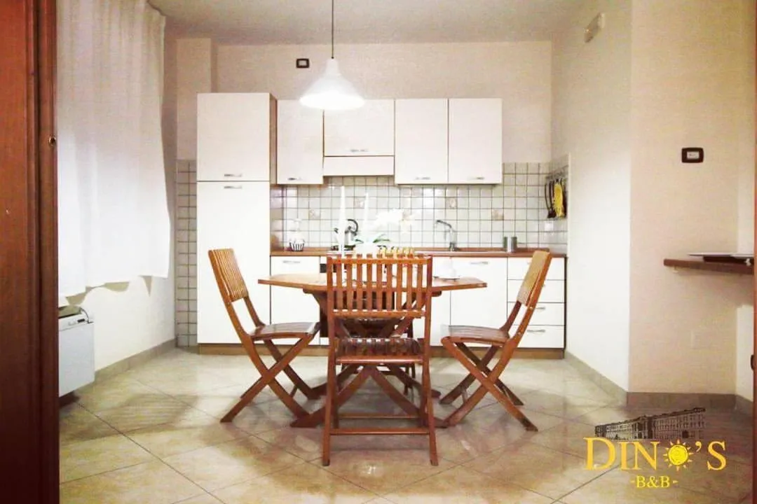 Kitchen or kitchenette in Dino's B&B