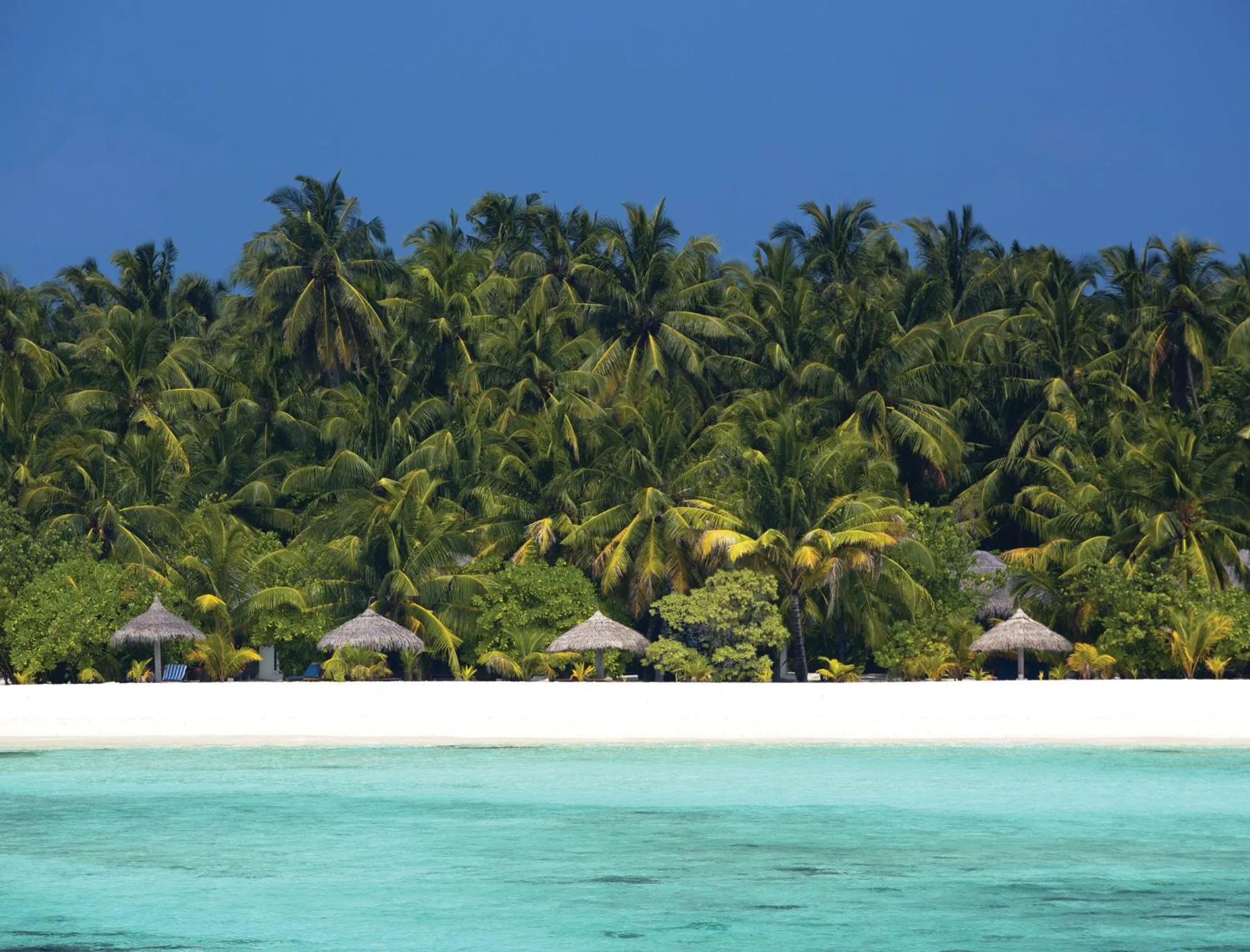 Day in Filitheyo Island Resort