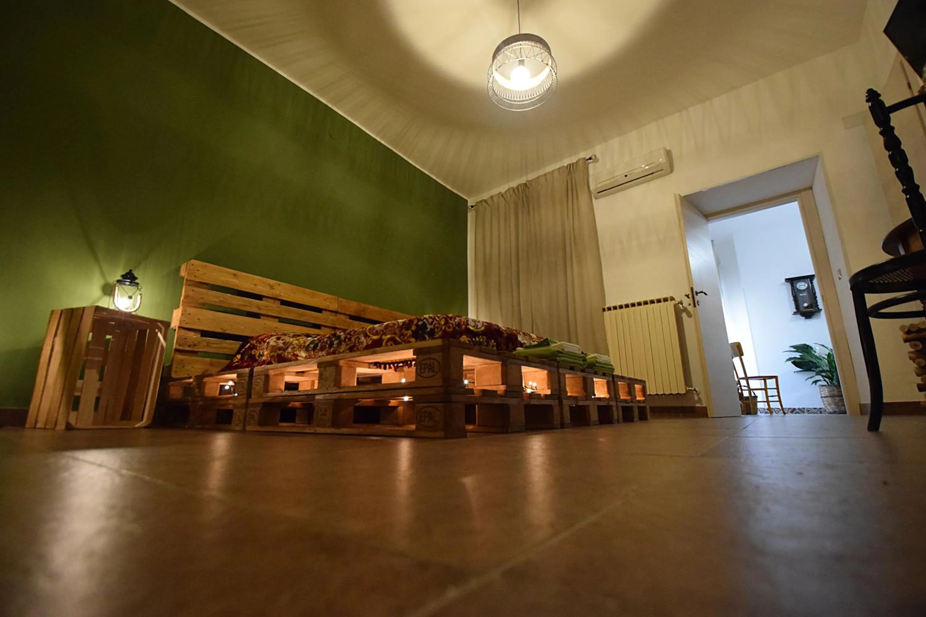 Photo of the whole room in Zù Mariu B&B