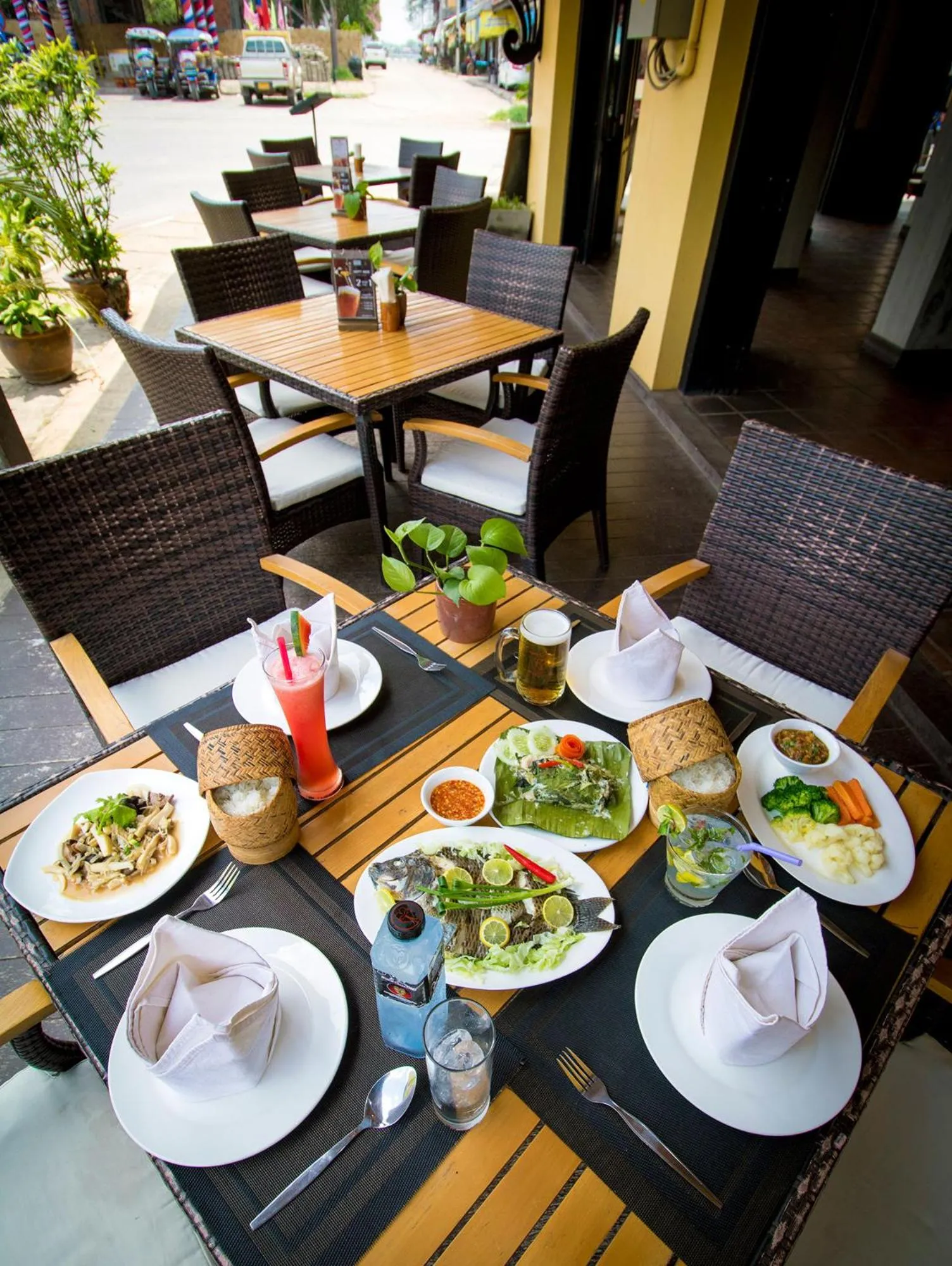 Lunch in Inthira Thakhek