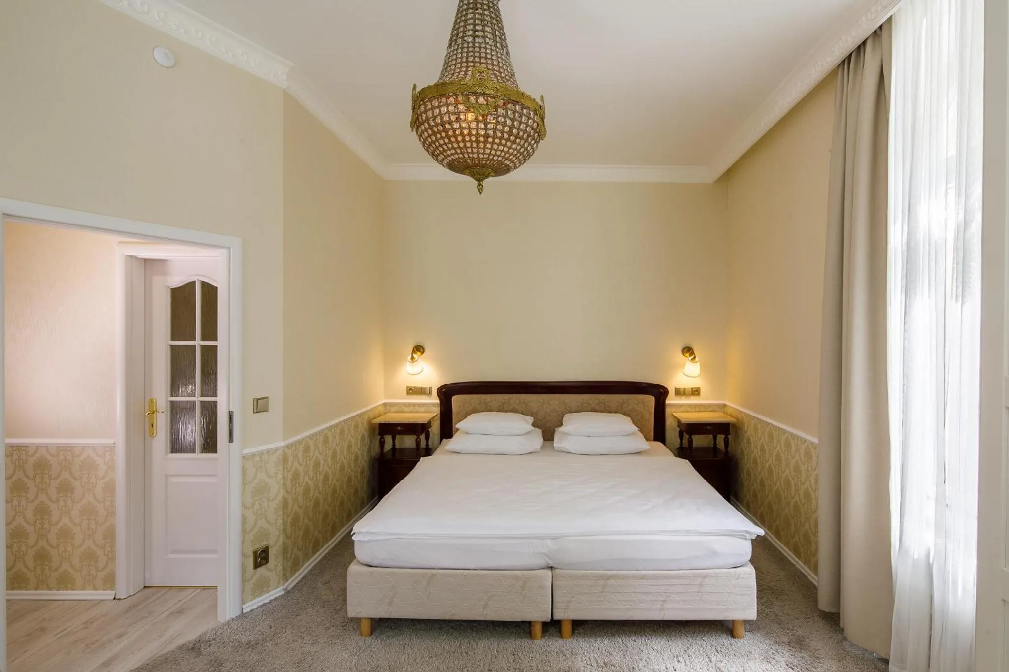 Bed in Villa Basileia Riverside