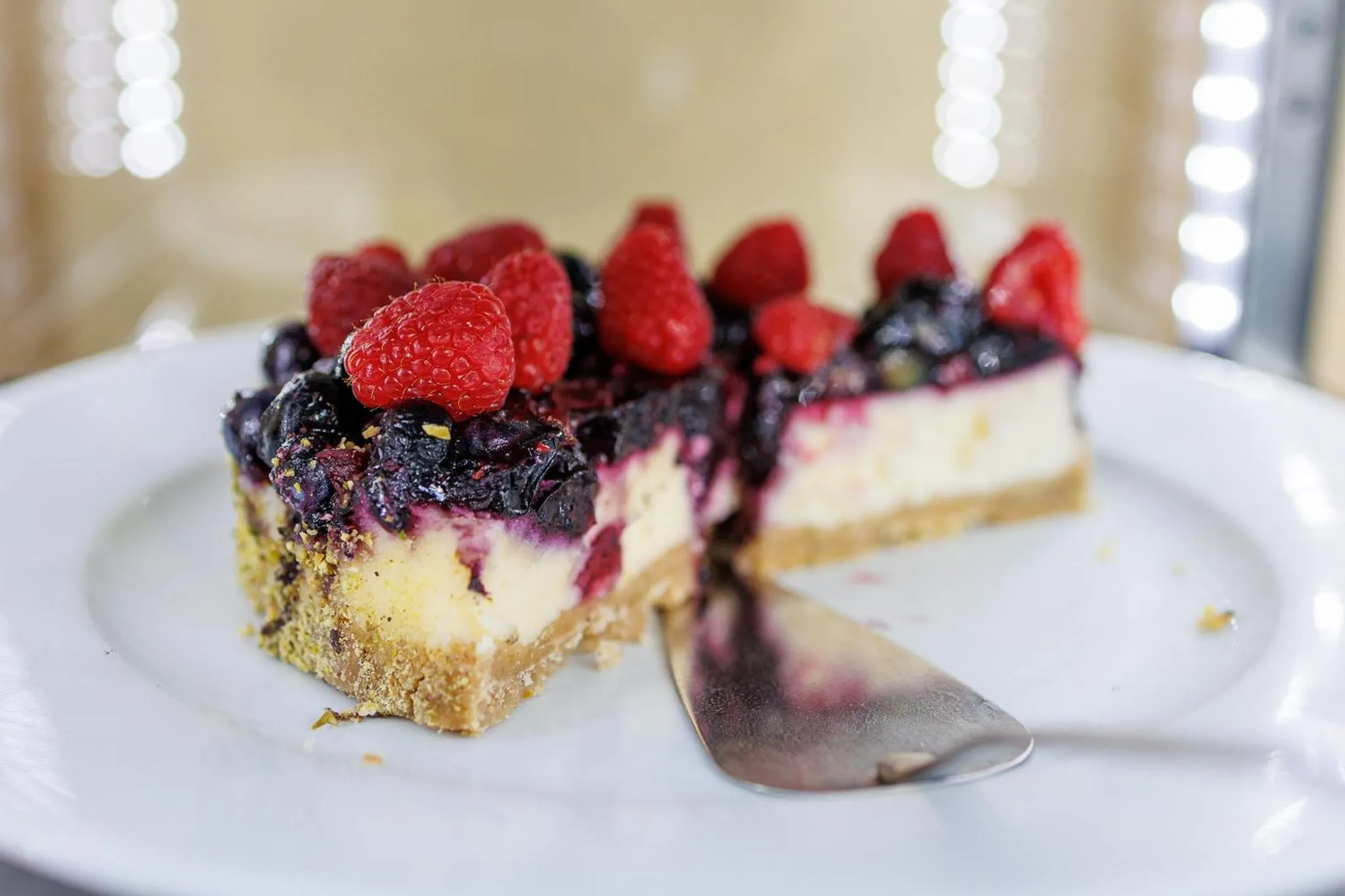 Restaurant/places to eat in Villa Basileia Riverside