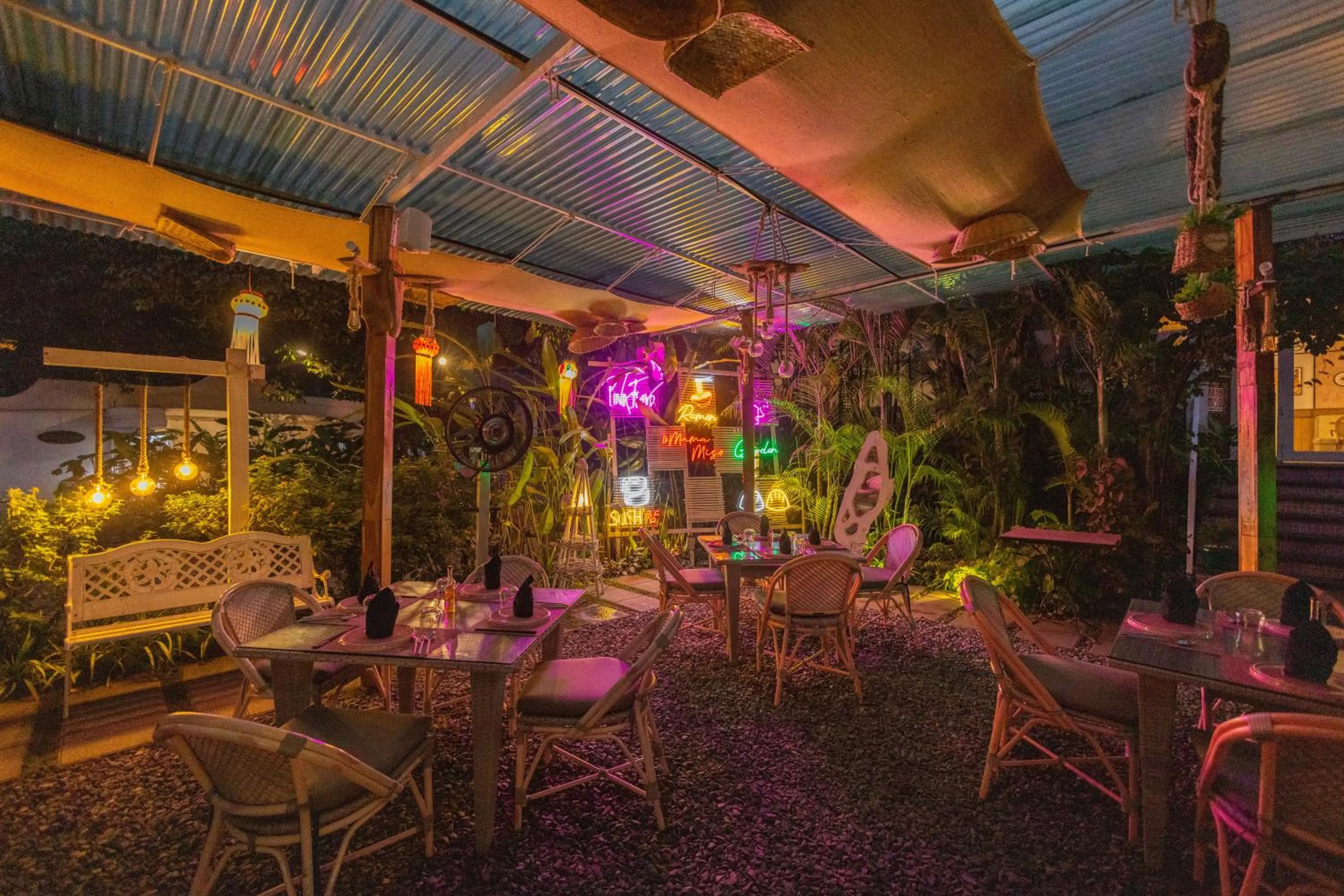 Restaurant/places to eat in Heritage Village Resort & Spa Goa