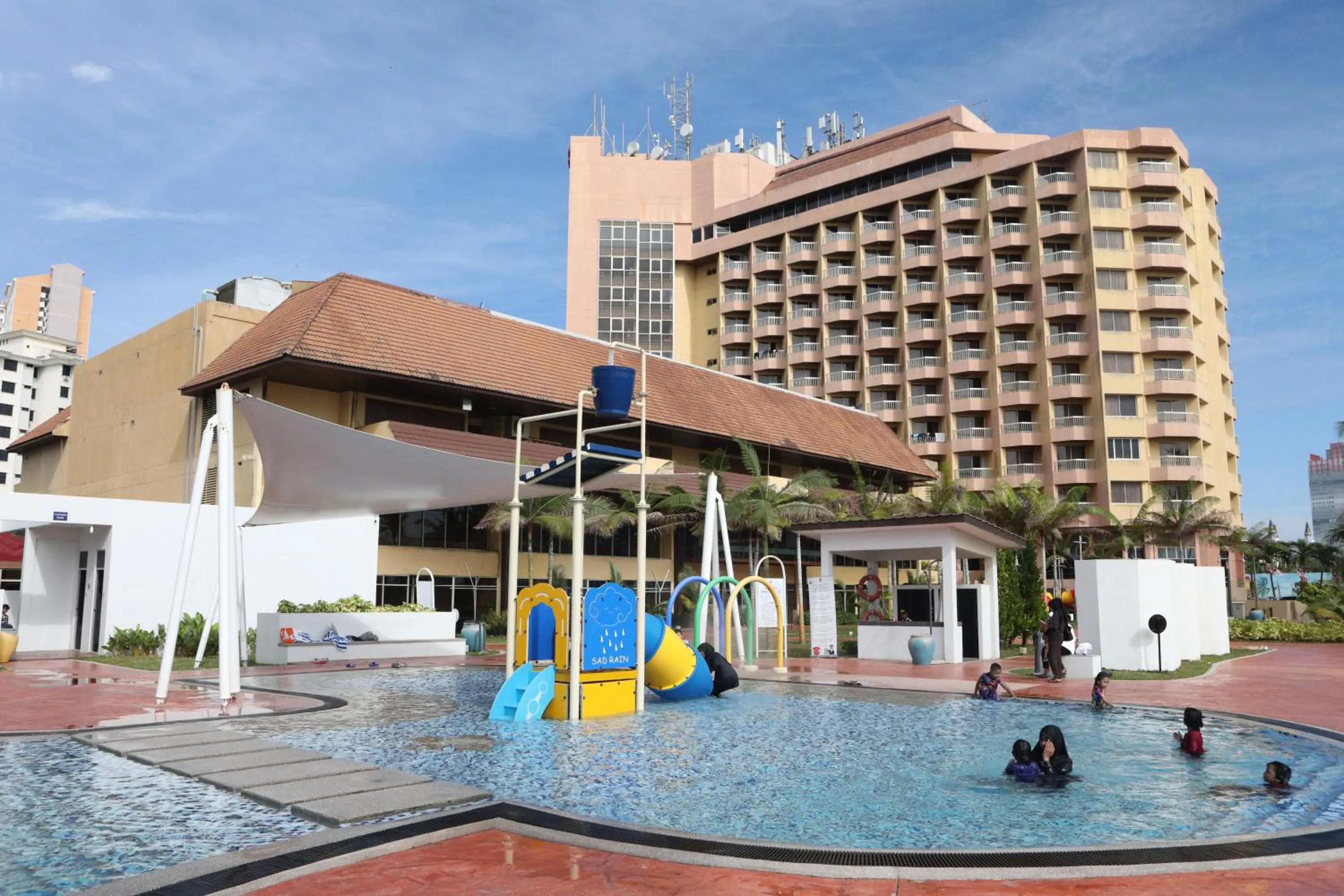 Primula Beach Hotel