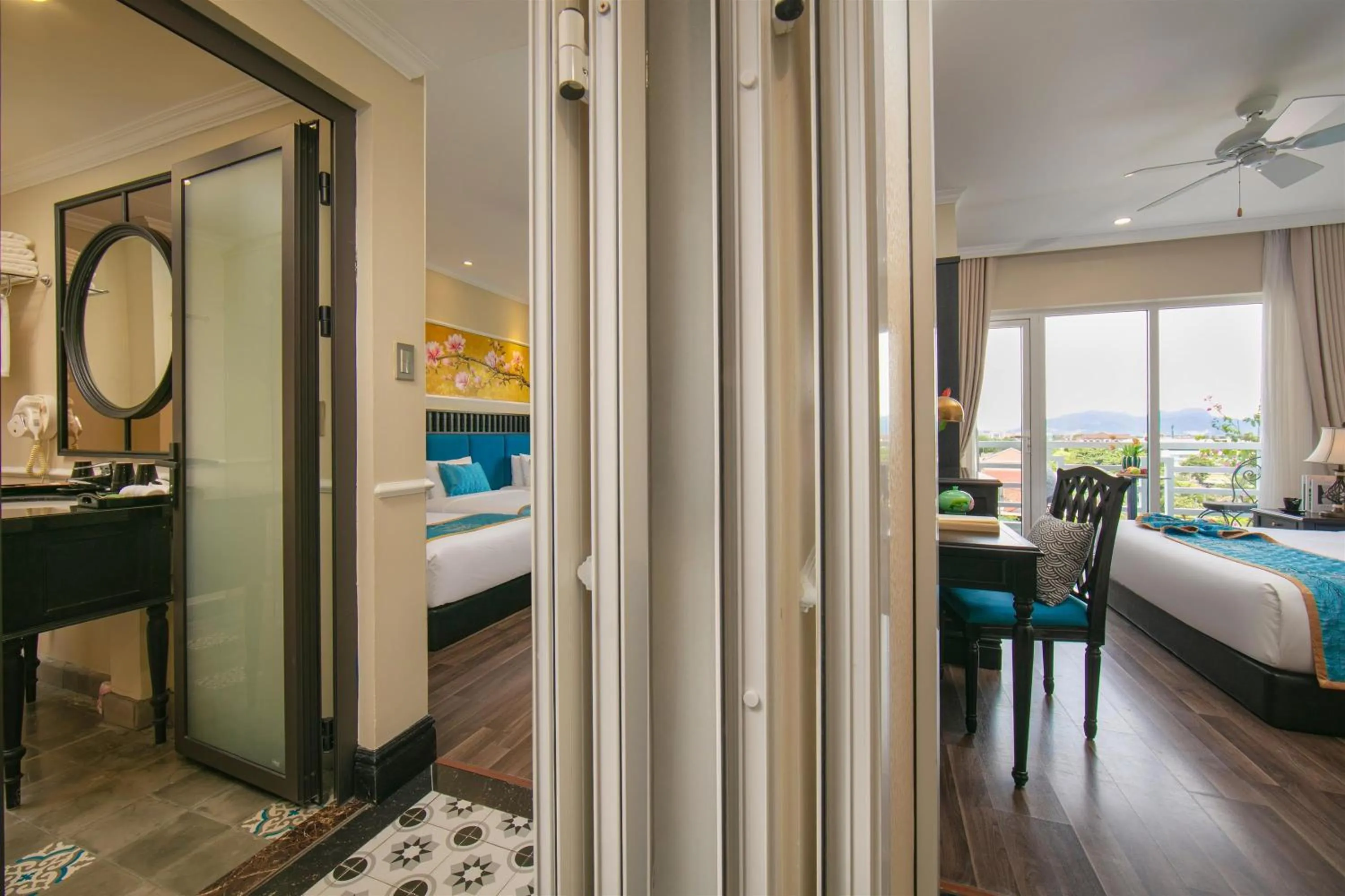 Bed in Hoi An Golden Holiday Hotel & Spa