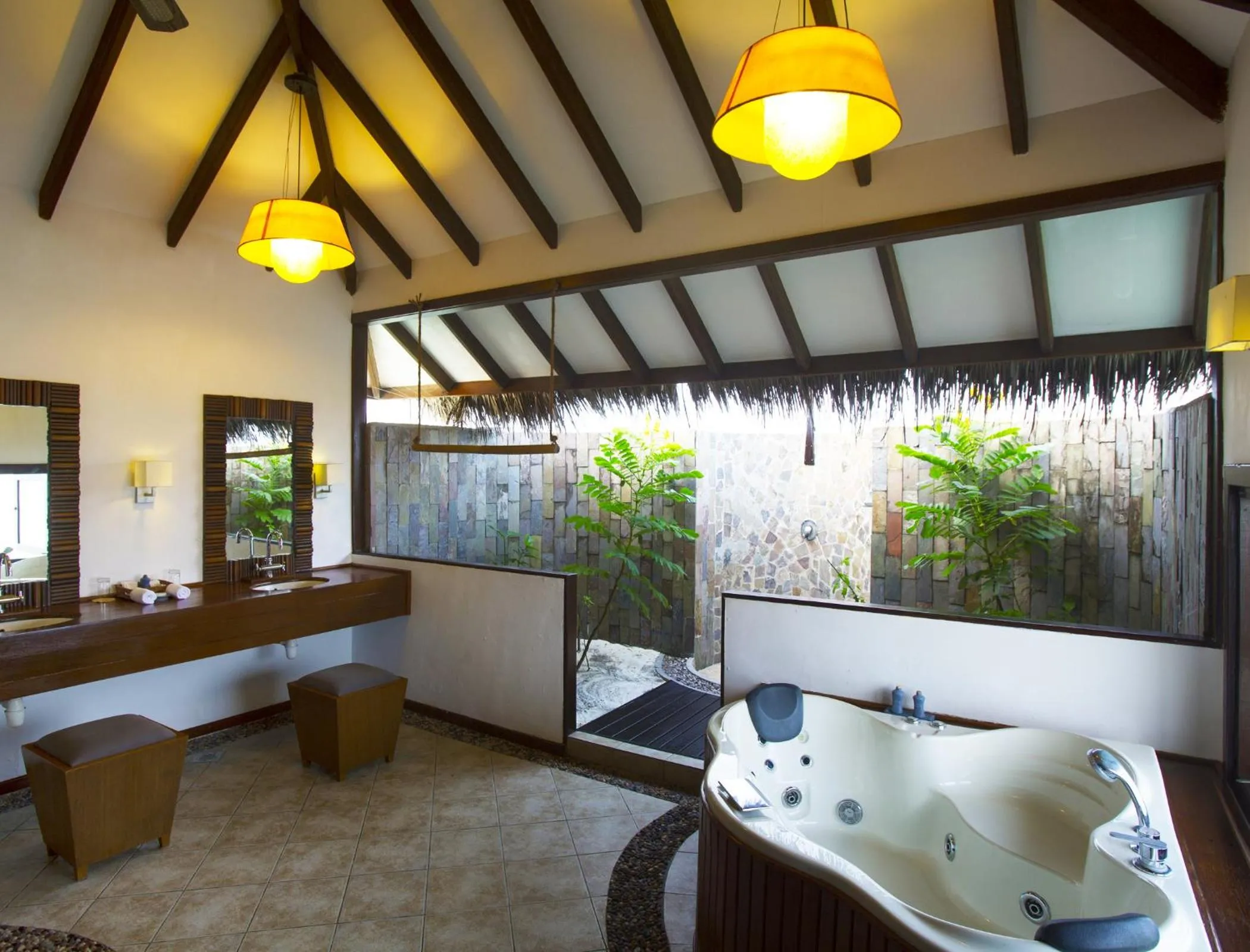 Bathroom in Medhufushi Island Resort