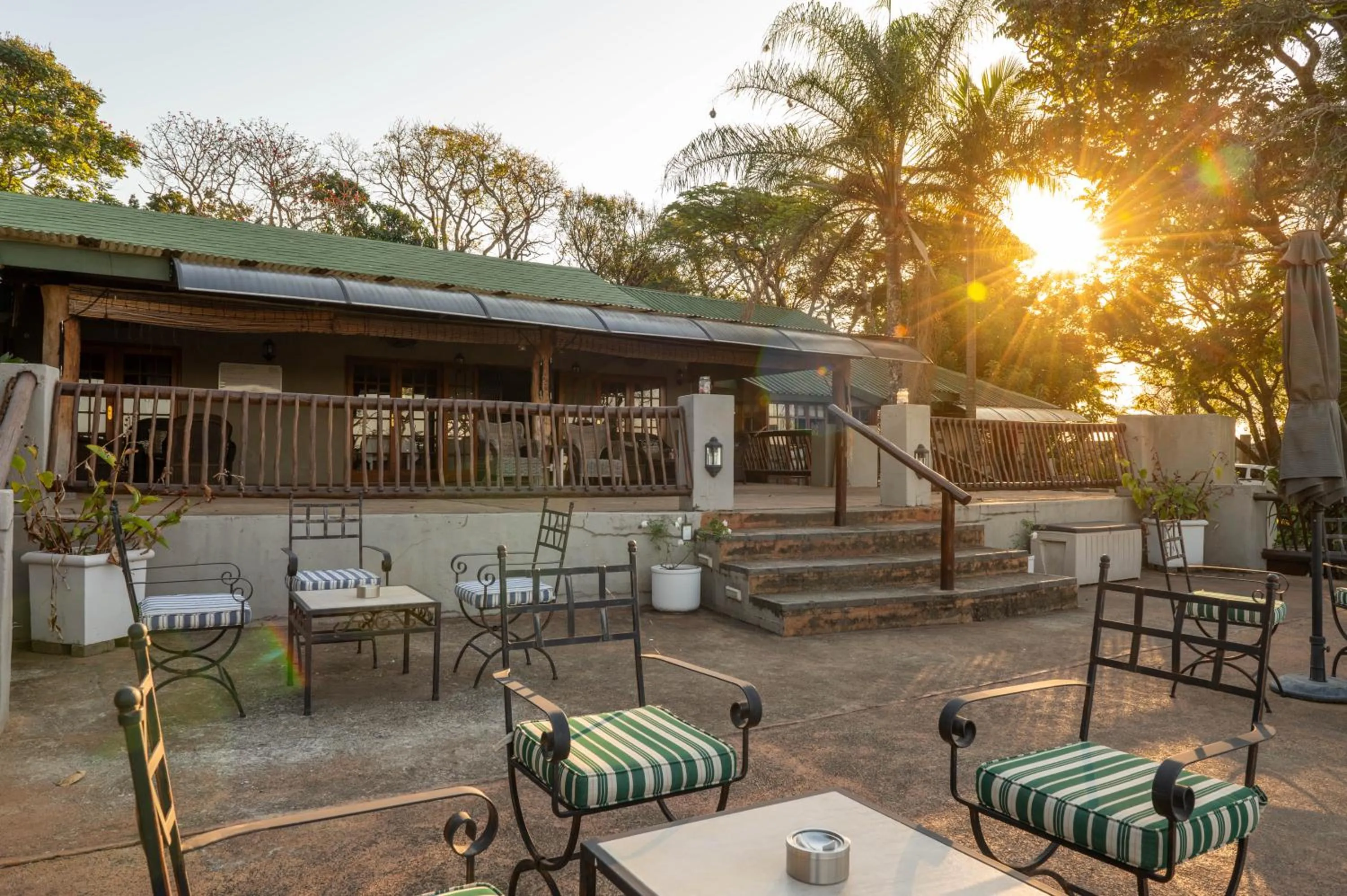 Property building in Chestnut Country Lodge