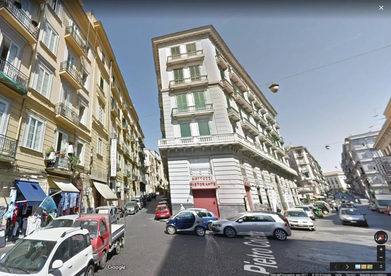 Property building in Palazzo Bevilacqua Napoli B&B