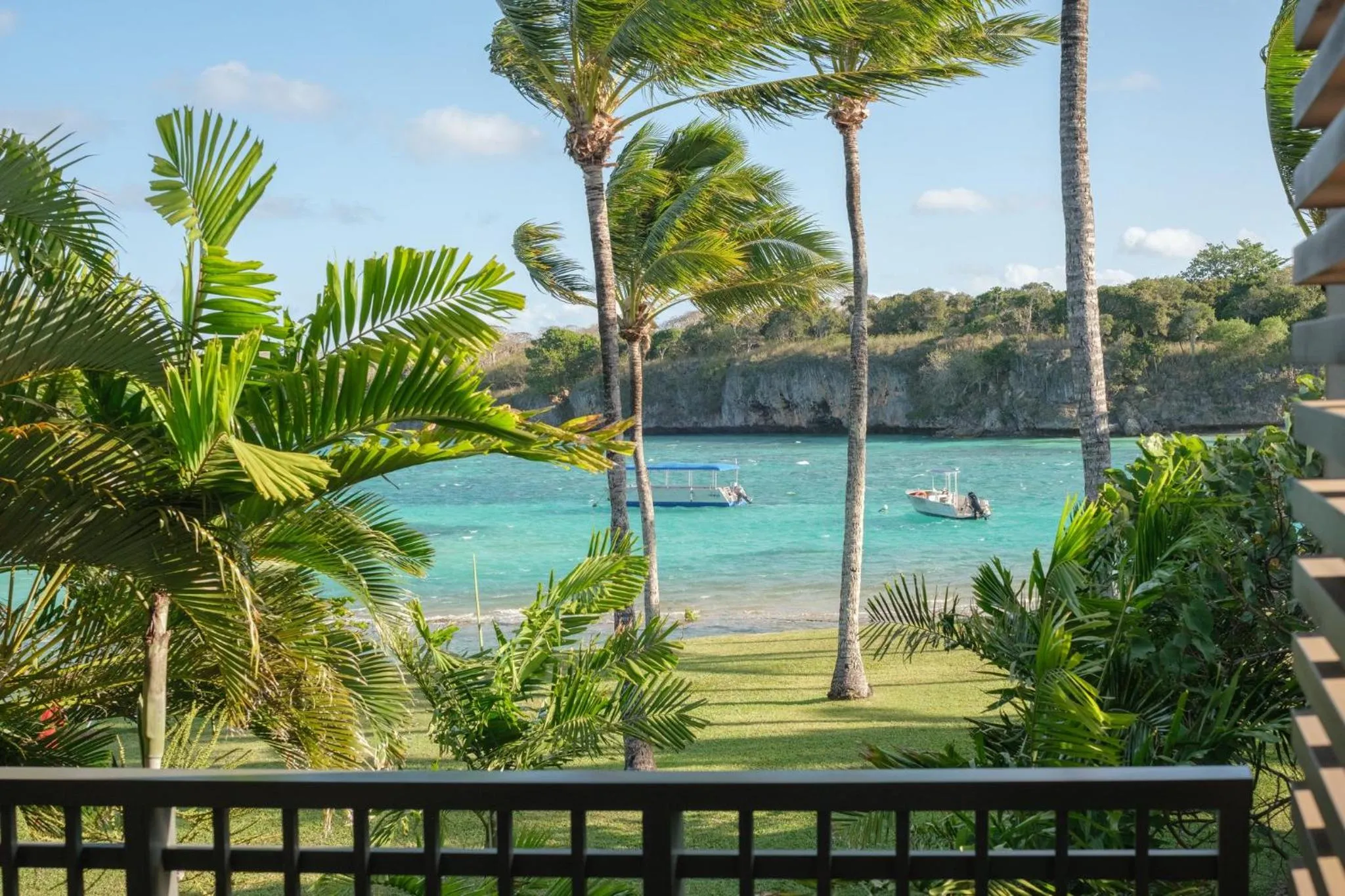 Photo of the whole room in InterContinental Fiji Golf Resort & Spa by IHG