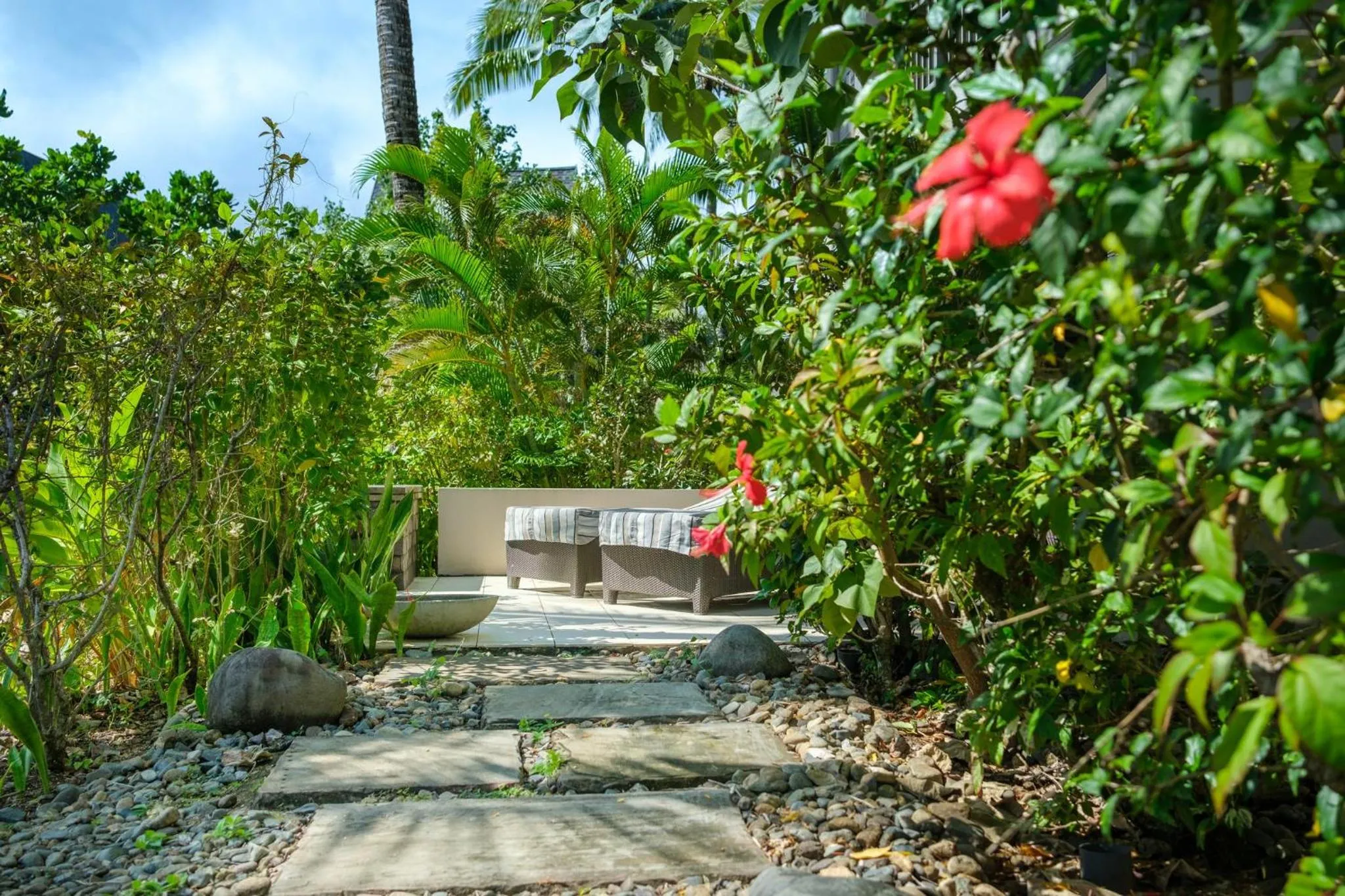 Photo of the whole room in InterContinental Fiji Golf Resort & Spa by IHG