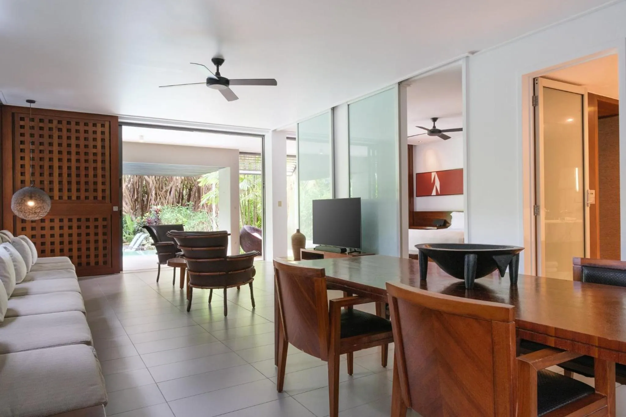 Photo of the whole room in InterContinental Fiji Golf Resort & Spa by IHG