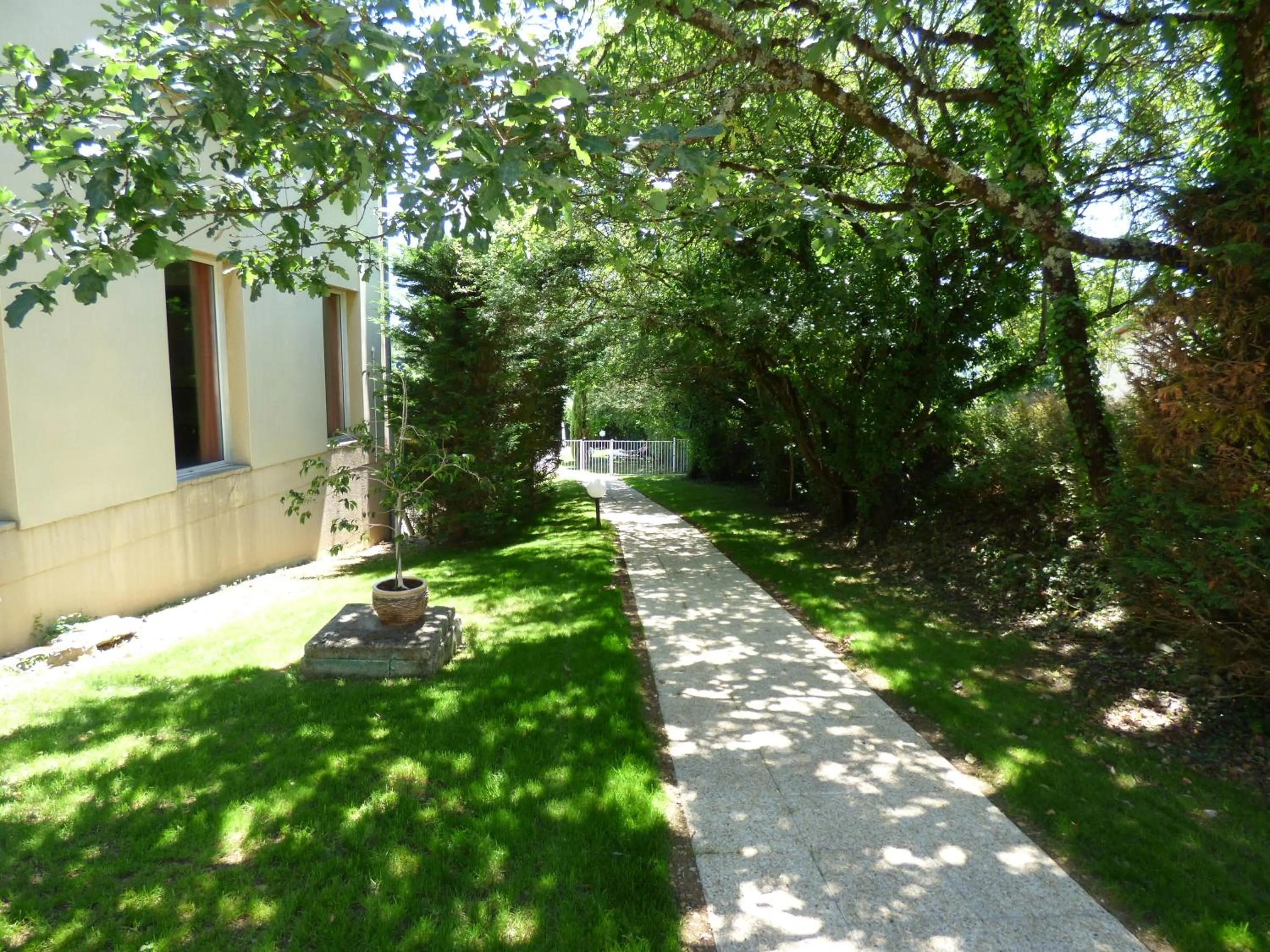 Natural landscape in inspiration by balladins Villefranche-de-Rouergue