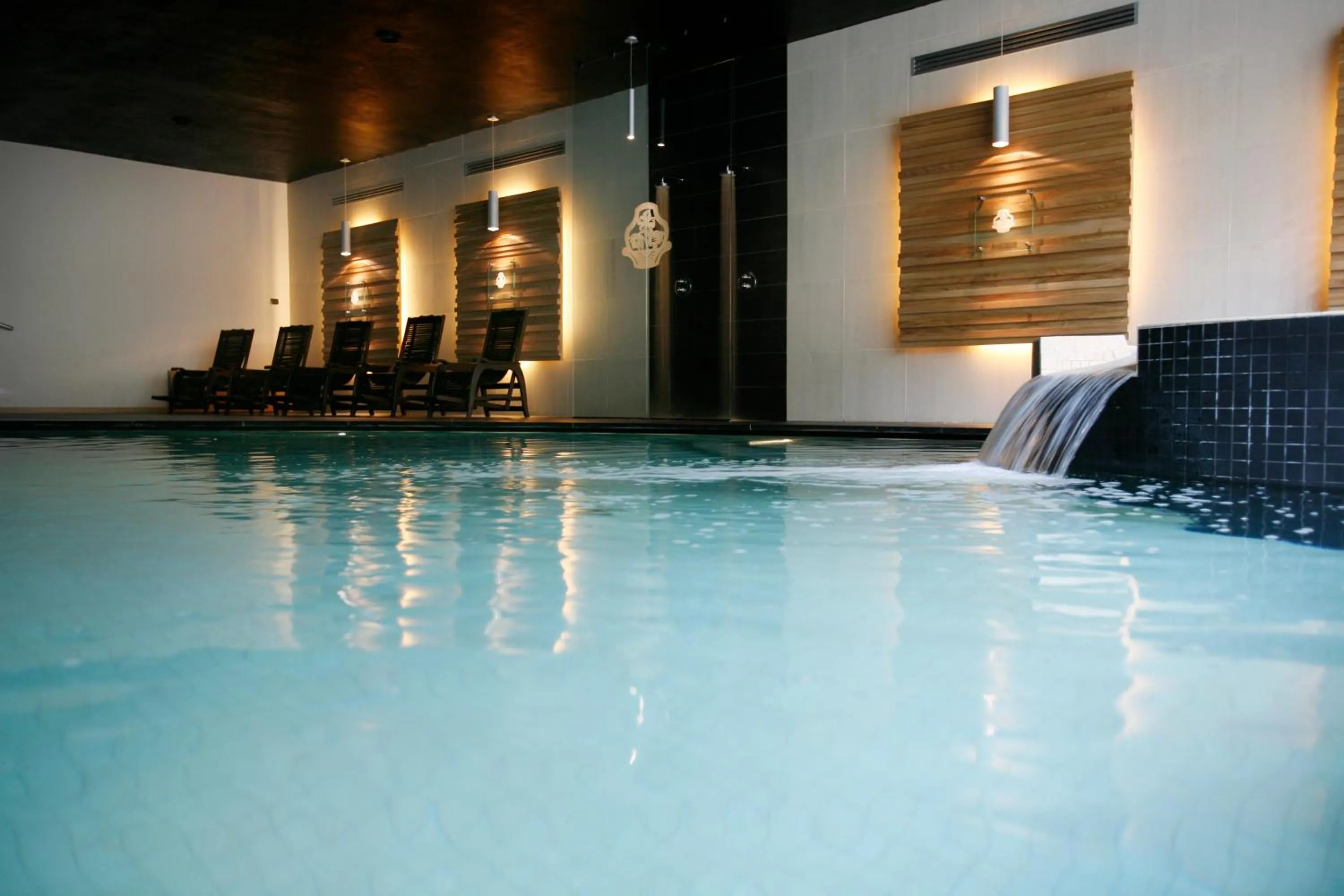 Swimming pool in Cascina Scova Resort