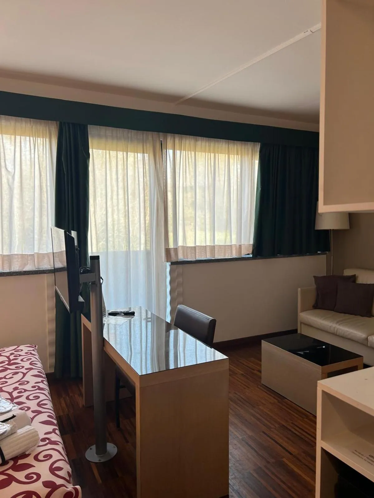 Hot Tub, Bed in Cascina Scova Resort